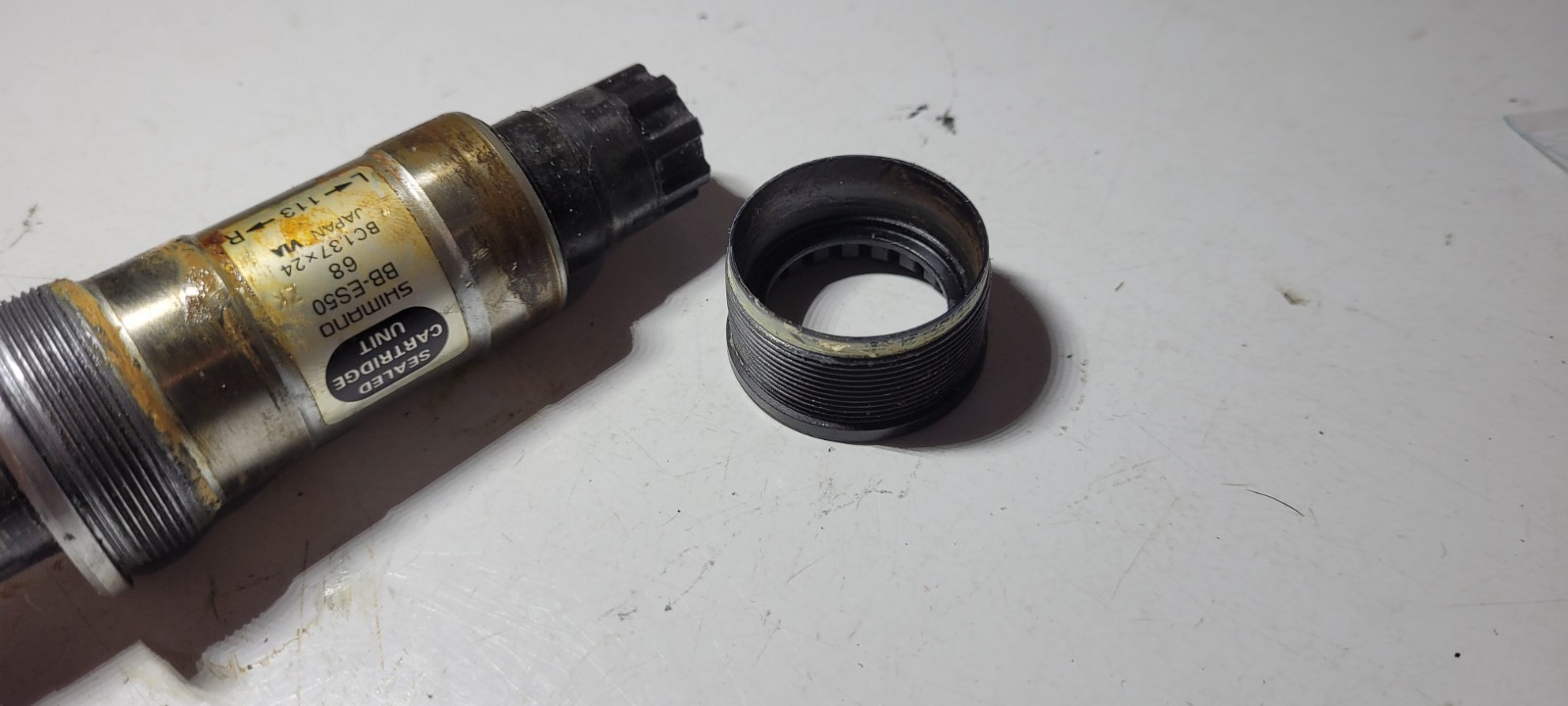 SHIMANO BB-ES50 68 BC 1.37×24 113MM AXLE BOTTOM BRACKET OCTALINK – FREE SHIPPING