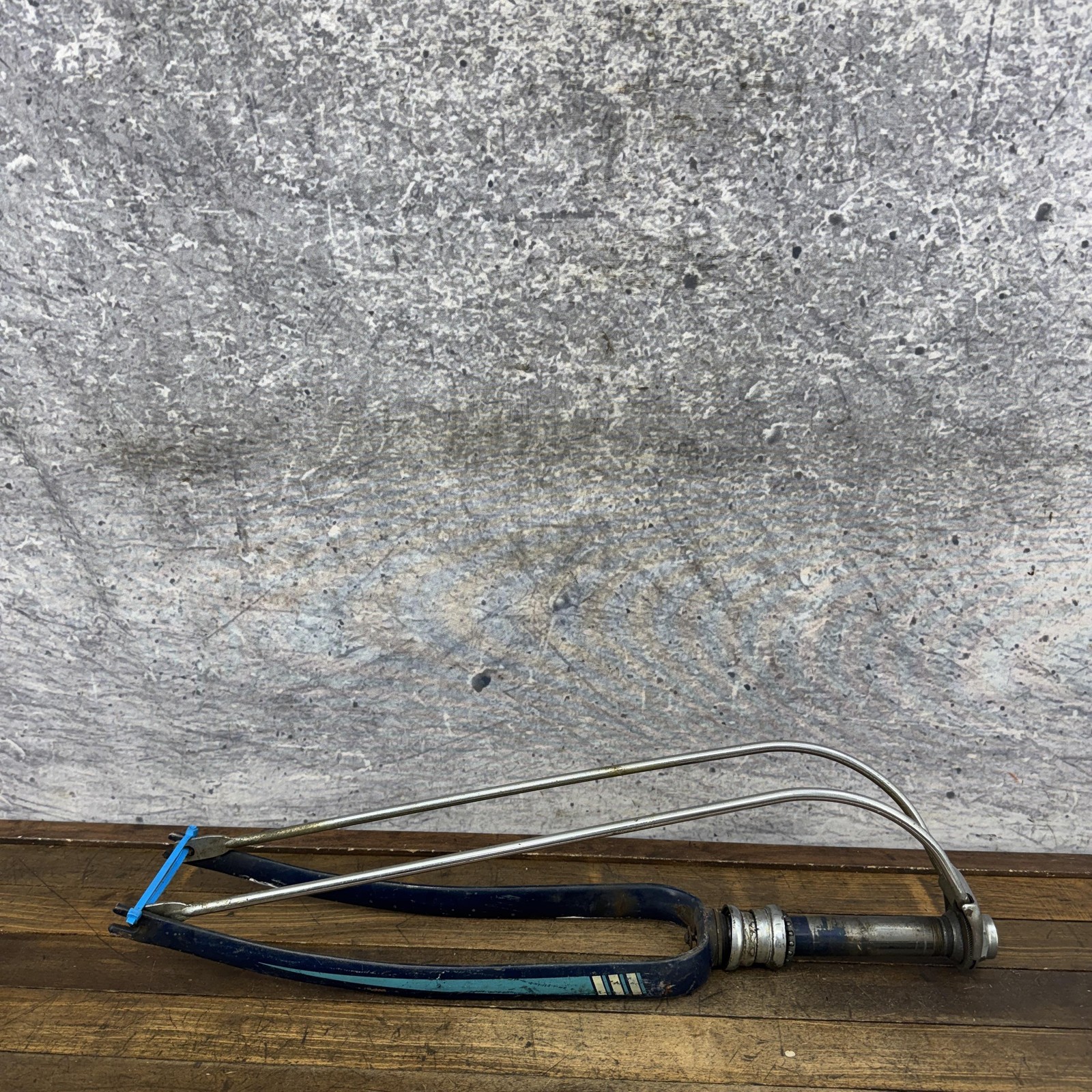 Vintage Cruiser Truss Rod Fork 26 in 1 In Threaded Brace Balloon Tire Blue