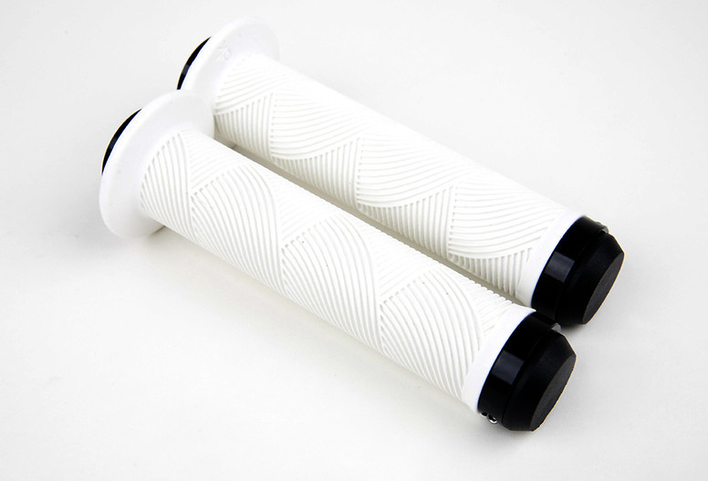 New Pair DK Tsuka Lock On Grips Soft WHITE BMX Dirt Park Street Cruiser MTB