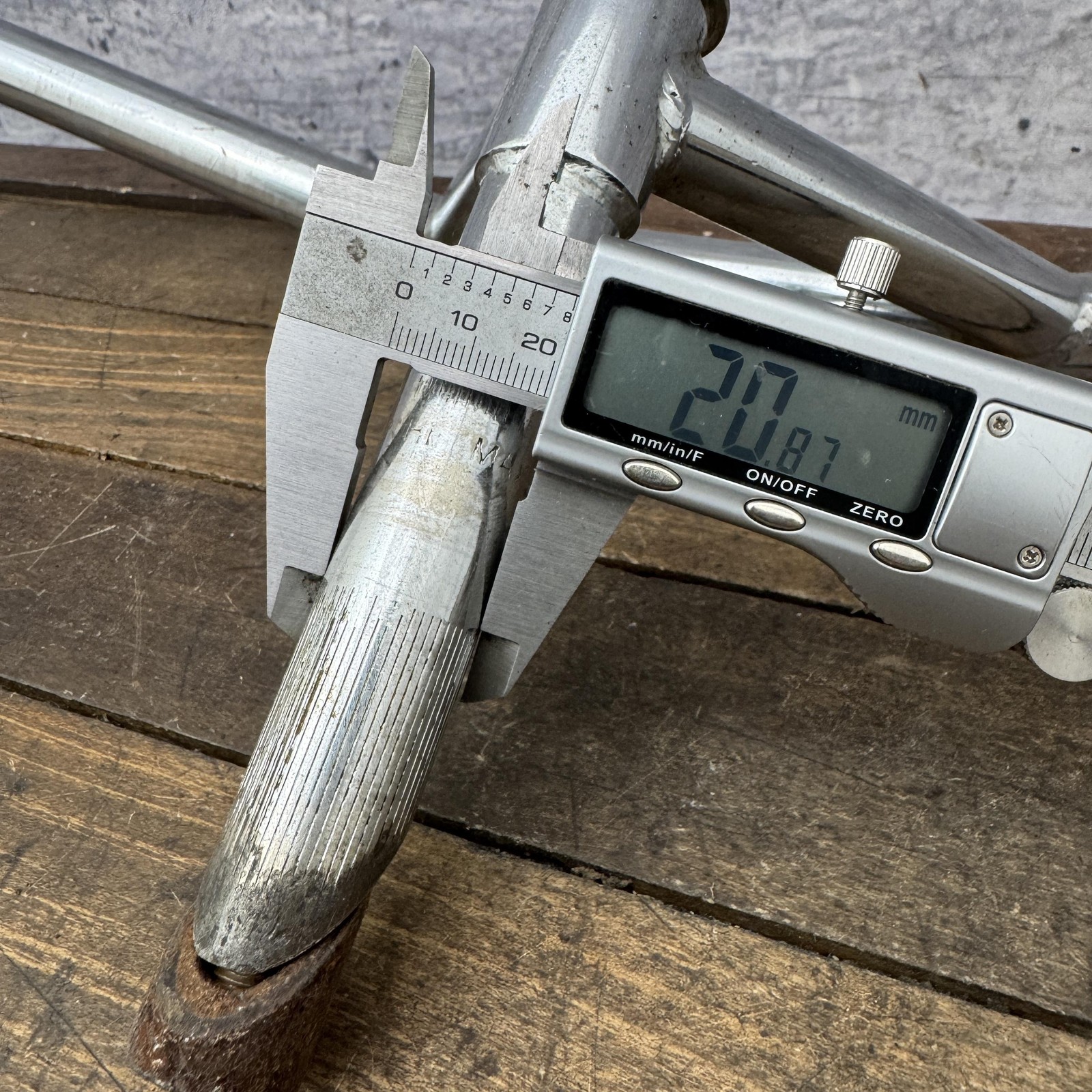 Vintage Bull Moose Handlebar 21.1mm Quill Mountain All Terrain 80s Raleigh MTB
