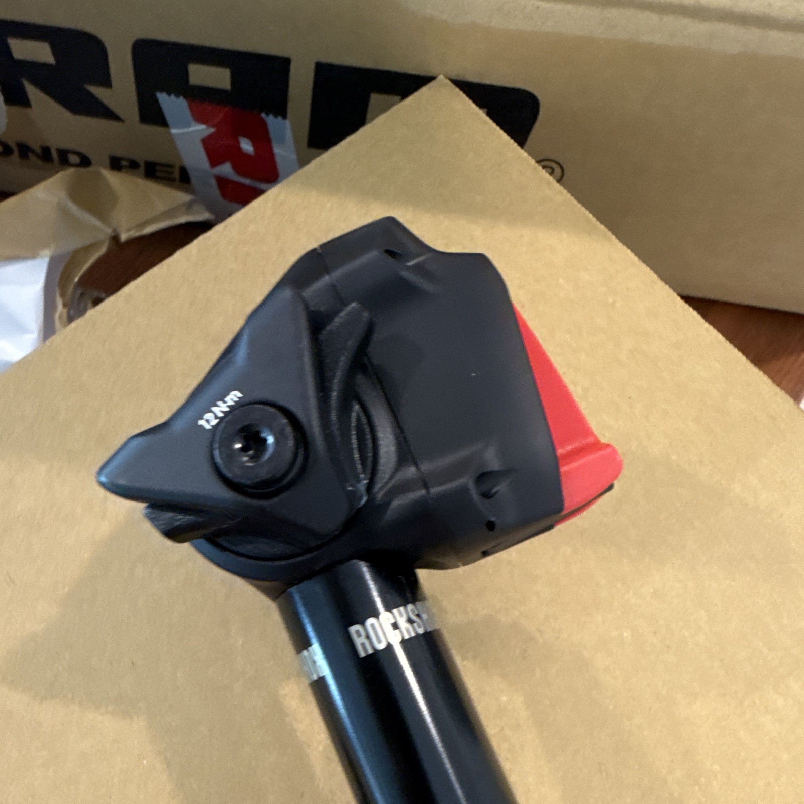 RockShox Reverb AXS Dropper Seatpost 30.9mm 170mm Travel 480mm Black/Red