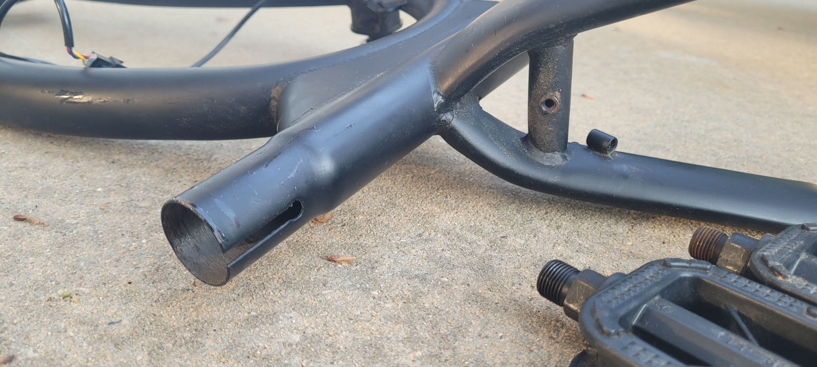 Jetson Bolt PRO Frame, Crank, Pedals assembly ﴾ BIKE PARTS ﴿‏