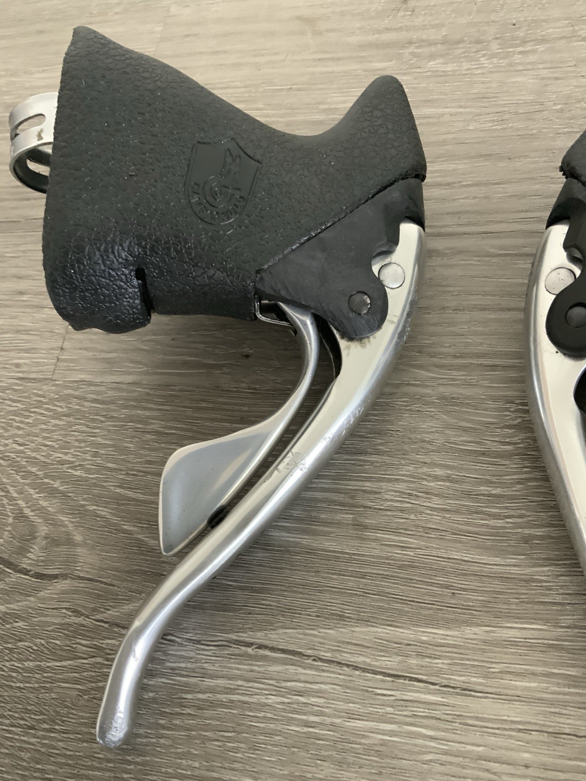 CAMPAGNOLO CHORUS BRAKE / SHIFTER SET 8 SPEED CARBON DOUBLE OR TRIPLE ERGO