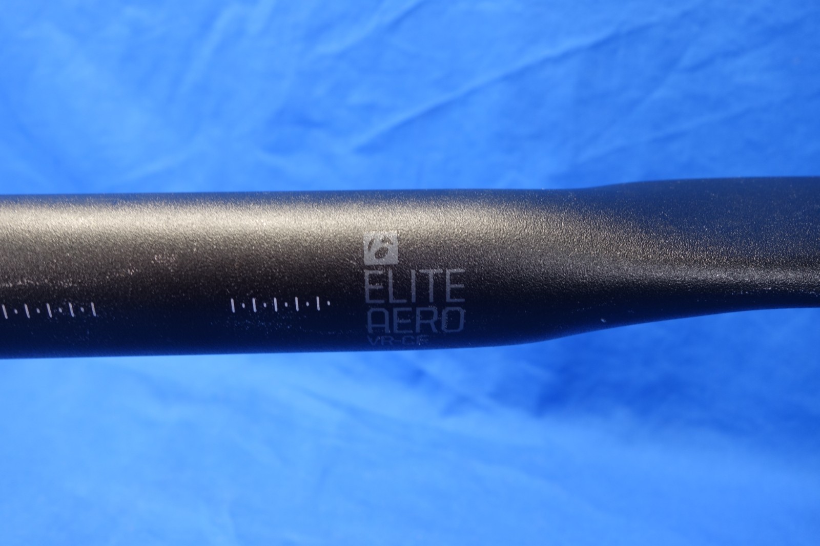 Bontrager Elite AERO VR-CF Aluminum Road Bike Handlebar: 42cm x 31.8mm Clamp
