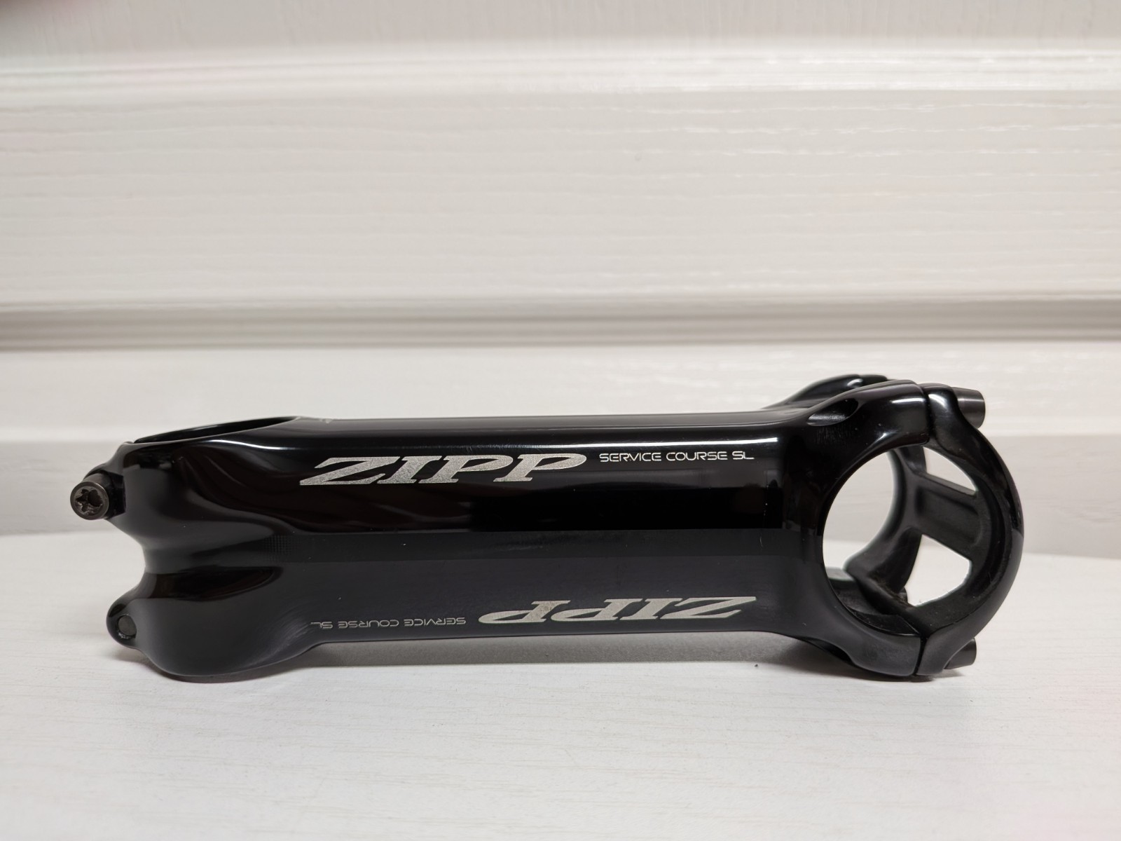 Zipp Service Course SL Stem 120mm 31.8mm Clamp +/- 9° 1 1/8″ Gloss Black