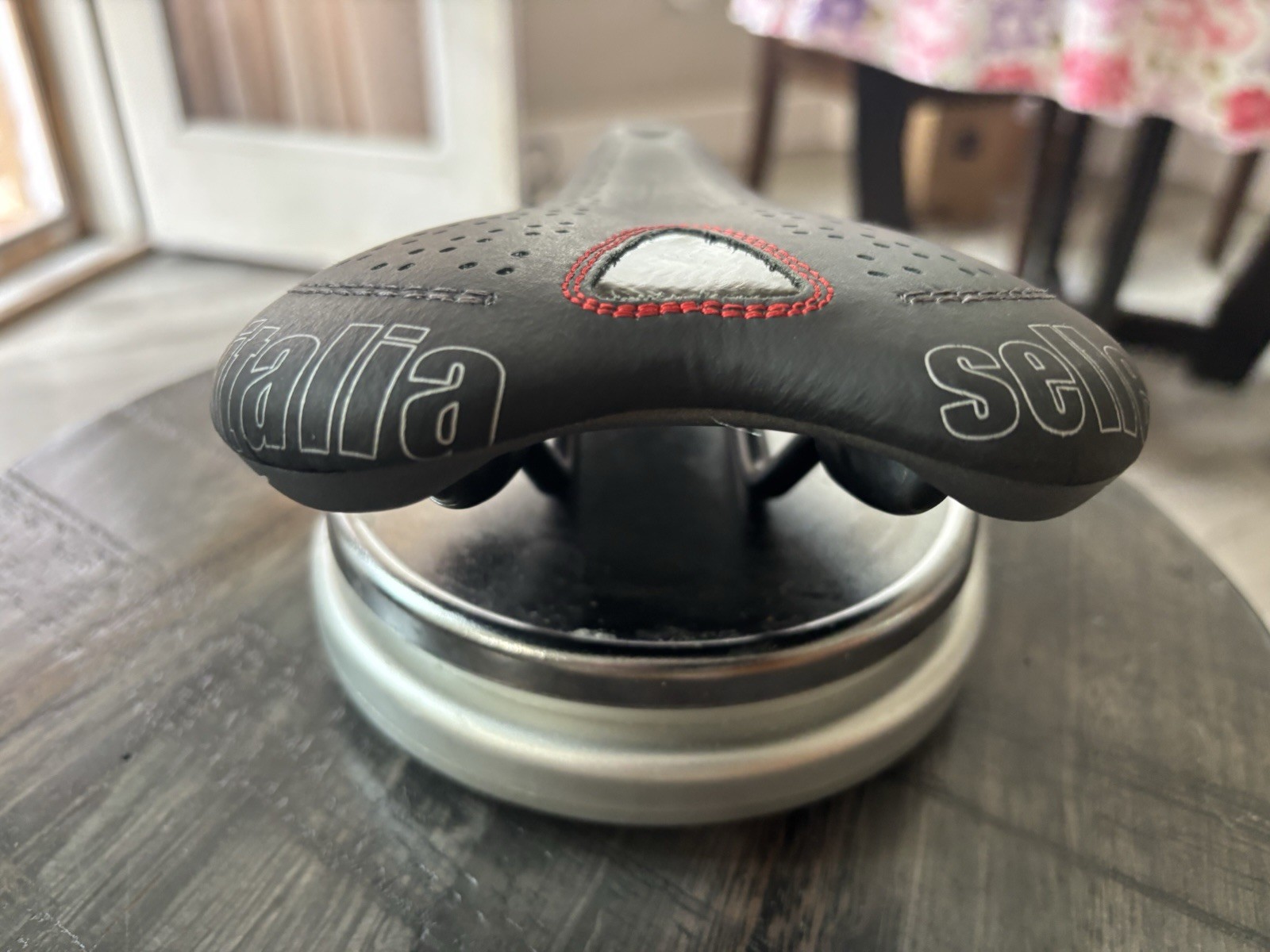 Selle Italia C2 Gel Saddle, Manganese Rails,Italy Road Race Bike Bicycle