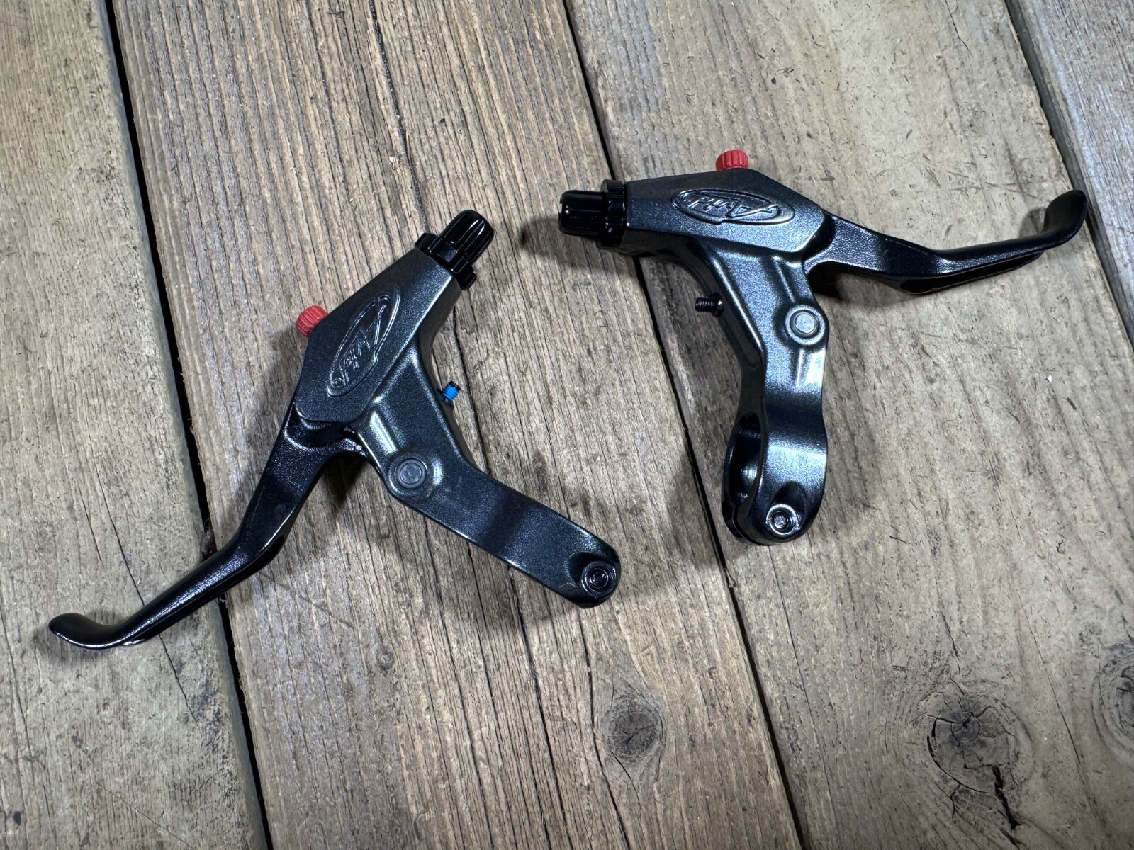 Avid FR-7Brake Levers Set V-Brake Disc Brake Hybrid Bicycle Bike Pair New MTB