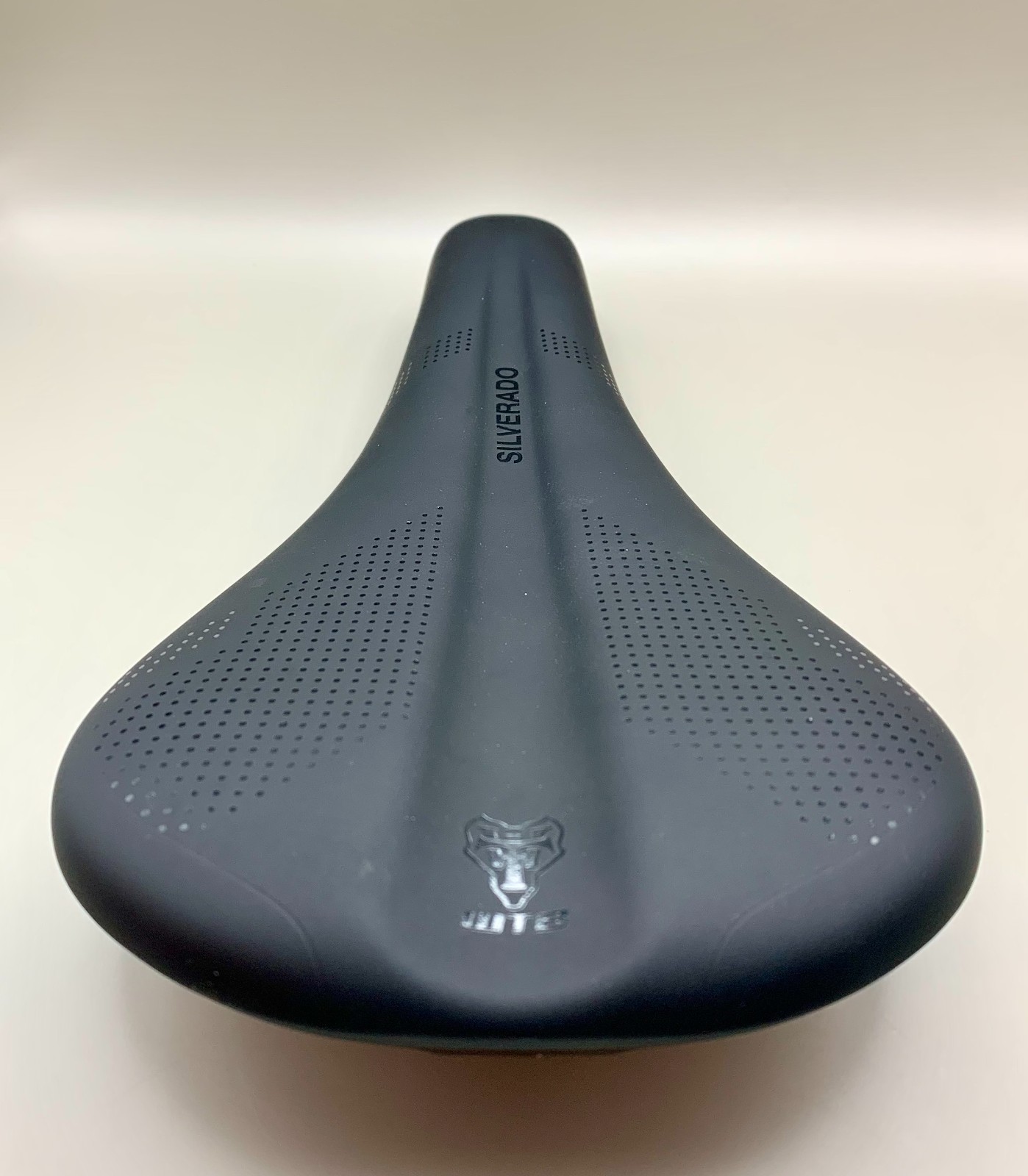 WTB Silverado Fusion CrMo 142 Bike Saddle New Take-Off