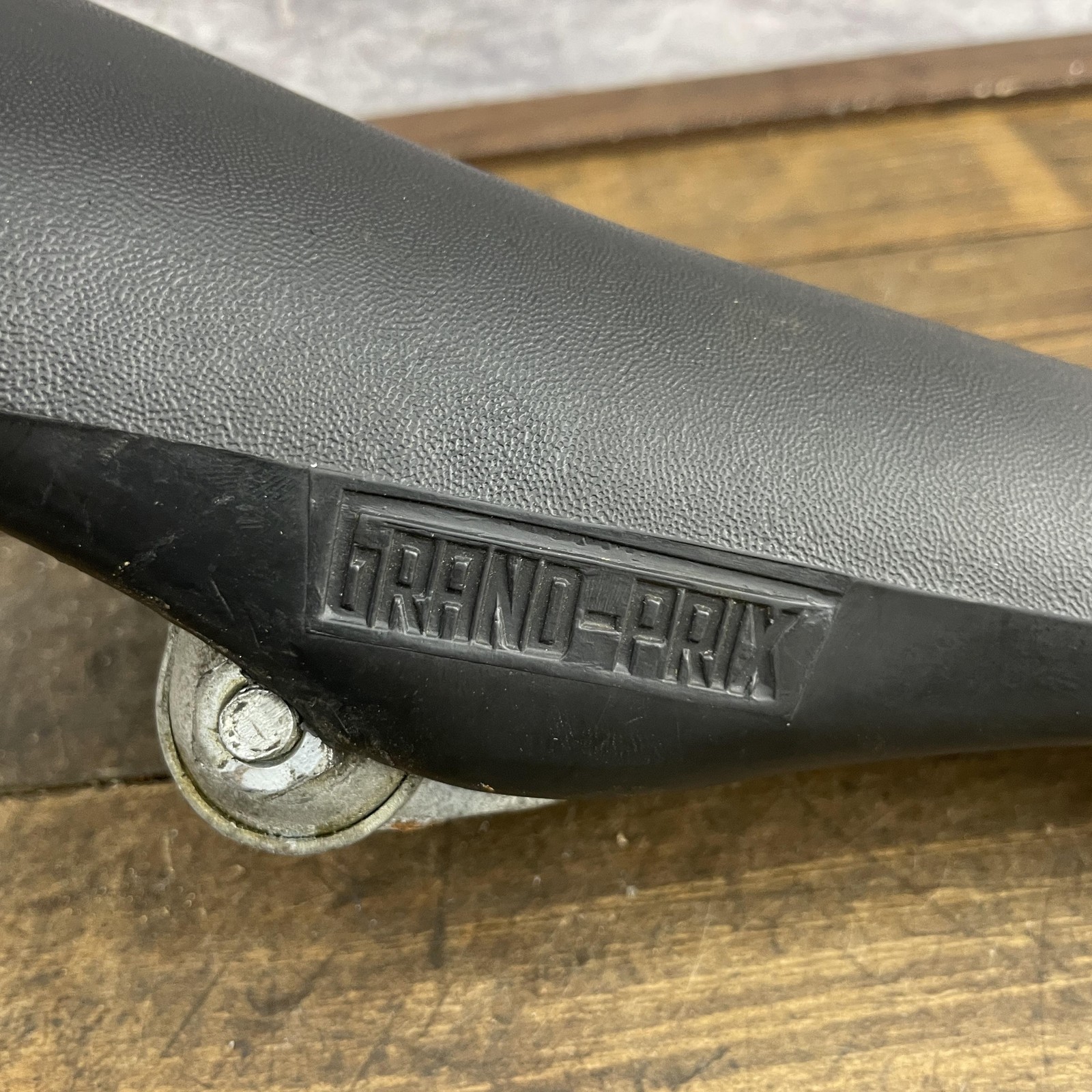 VIntage Grand-Prix Racing Bike Saddle Black Synthetic Steel Road 70s 60s Eroica