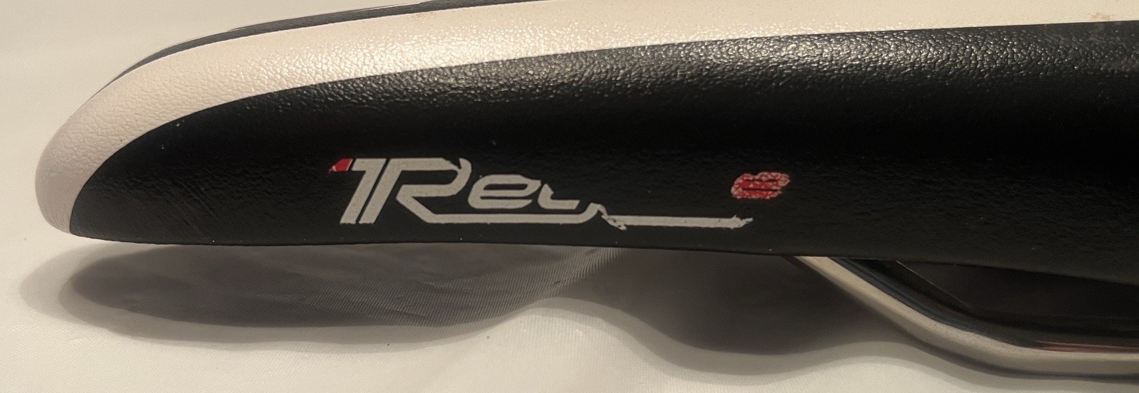 Selle San Marco Saddle Carbon Fiber Regal-E 242g 150mm x 270mm Black/White