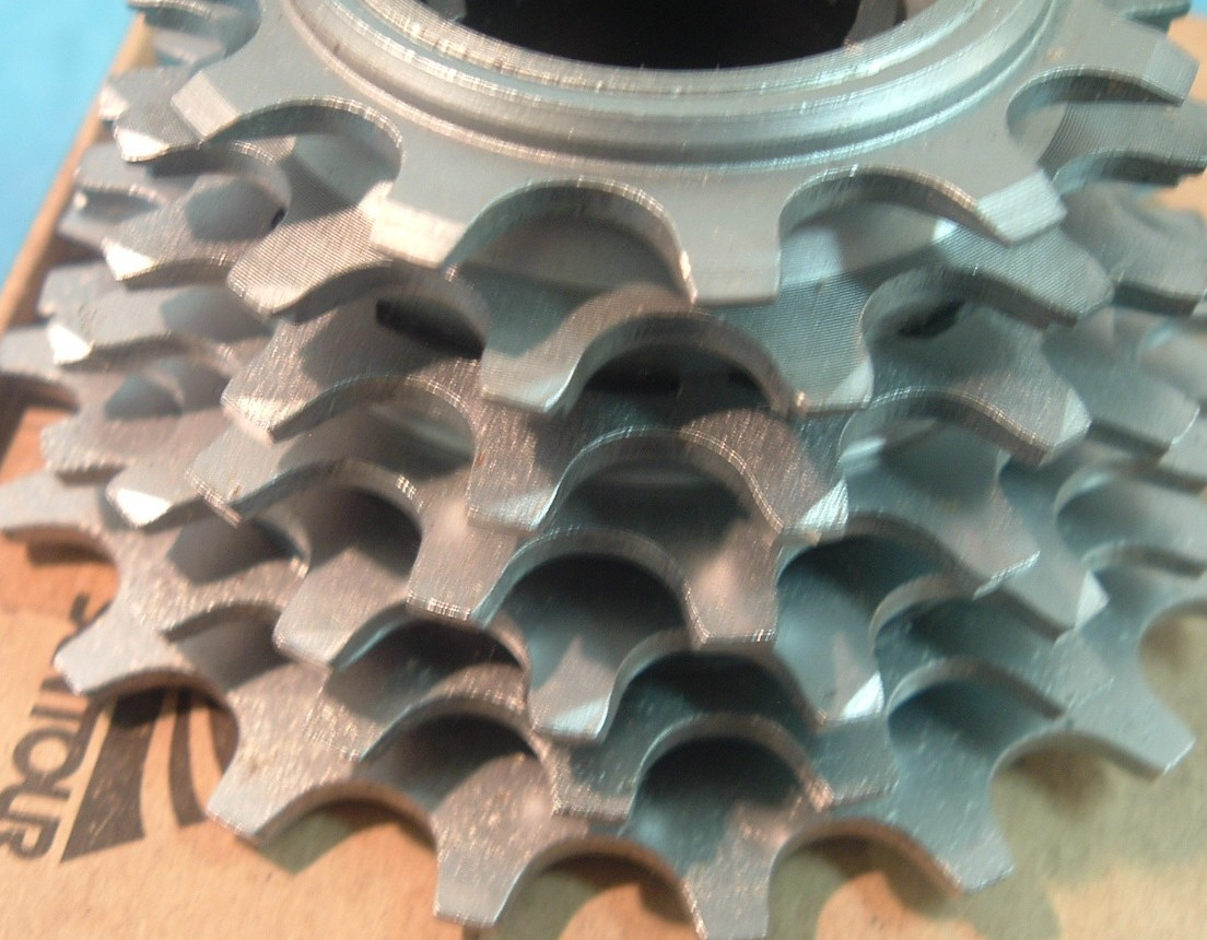 SunTour Winner Ultra 7-Speed 12T-19T Freewheel NEW / NOS Road- Mint- NIB+