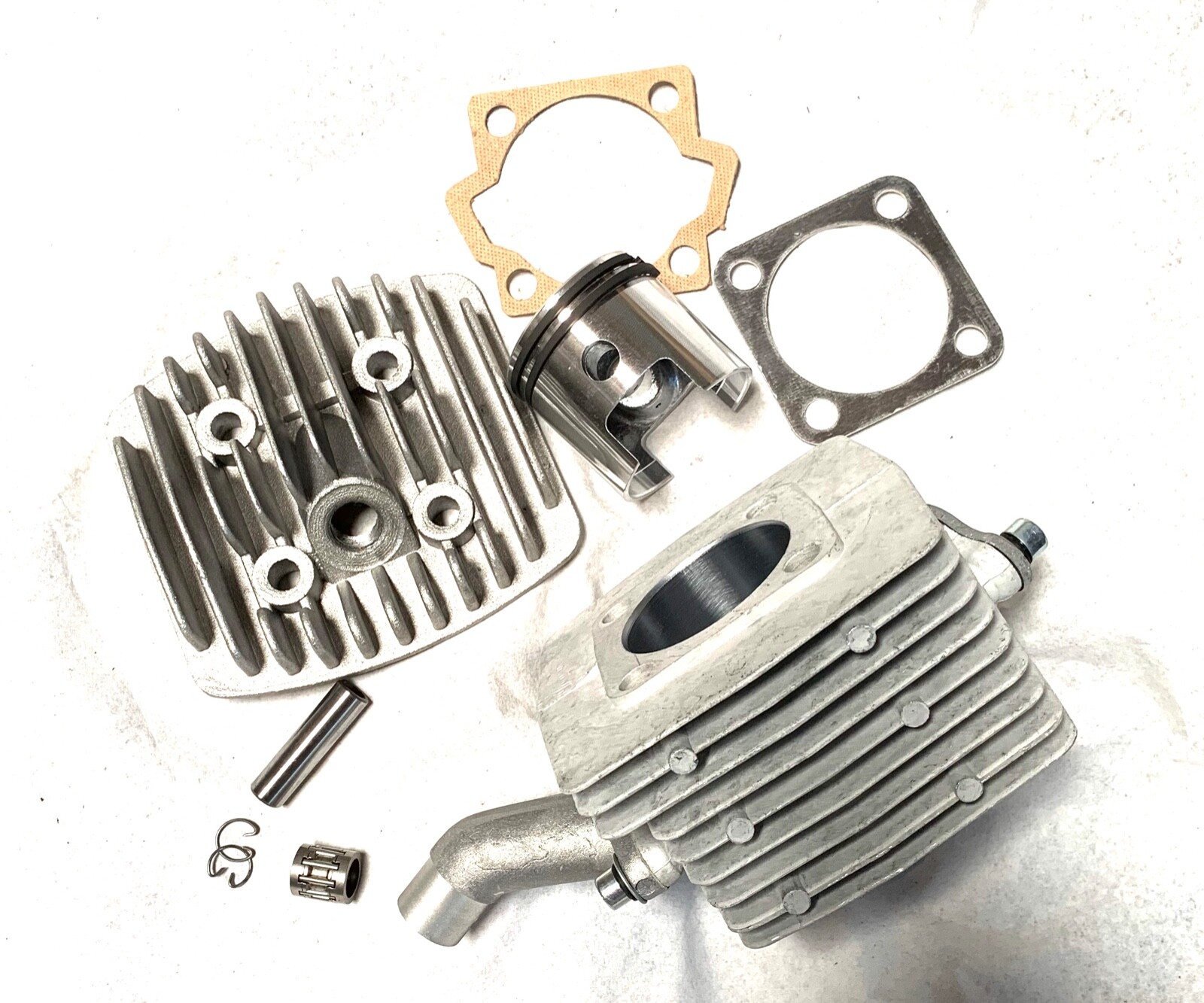 low hole 15/16″ Gas Motor Bike Engine 80cc Cylinder Head Set Piston KIT 8mm