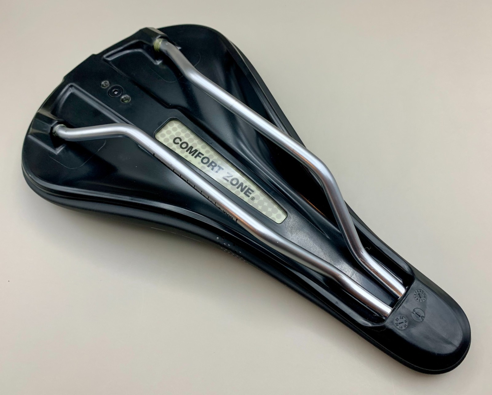 WTB Silverado Fusion CrMo 142 Bike Saddle New Take-Off