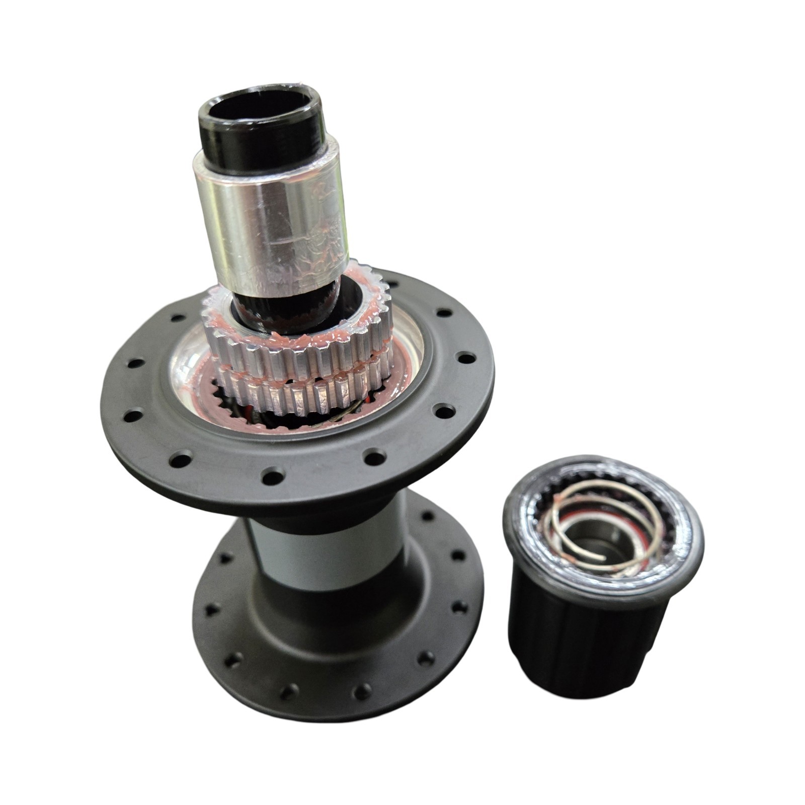 DT Swiss 370 Rear hub 24H Centerlock Disc brake 11S Road Ratchet LN 12mm 142mm