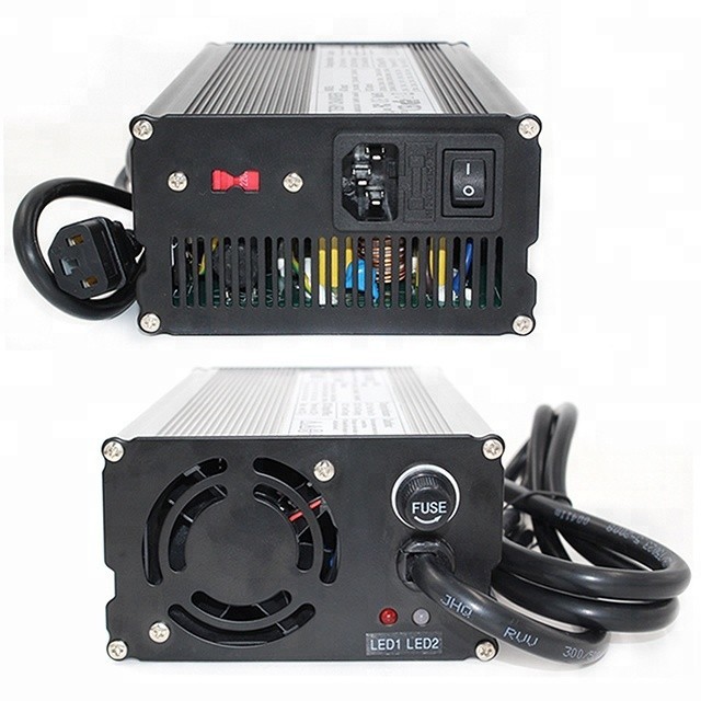 52V 3A Li-ion Lithim Battery Charger 58.8V 3A 14S XLR plug