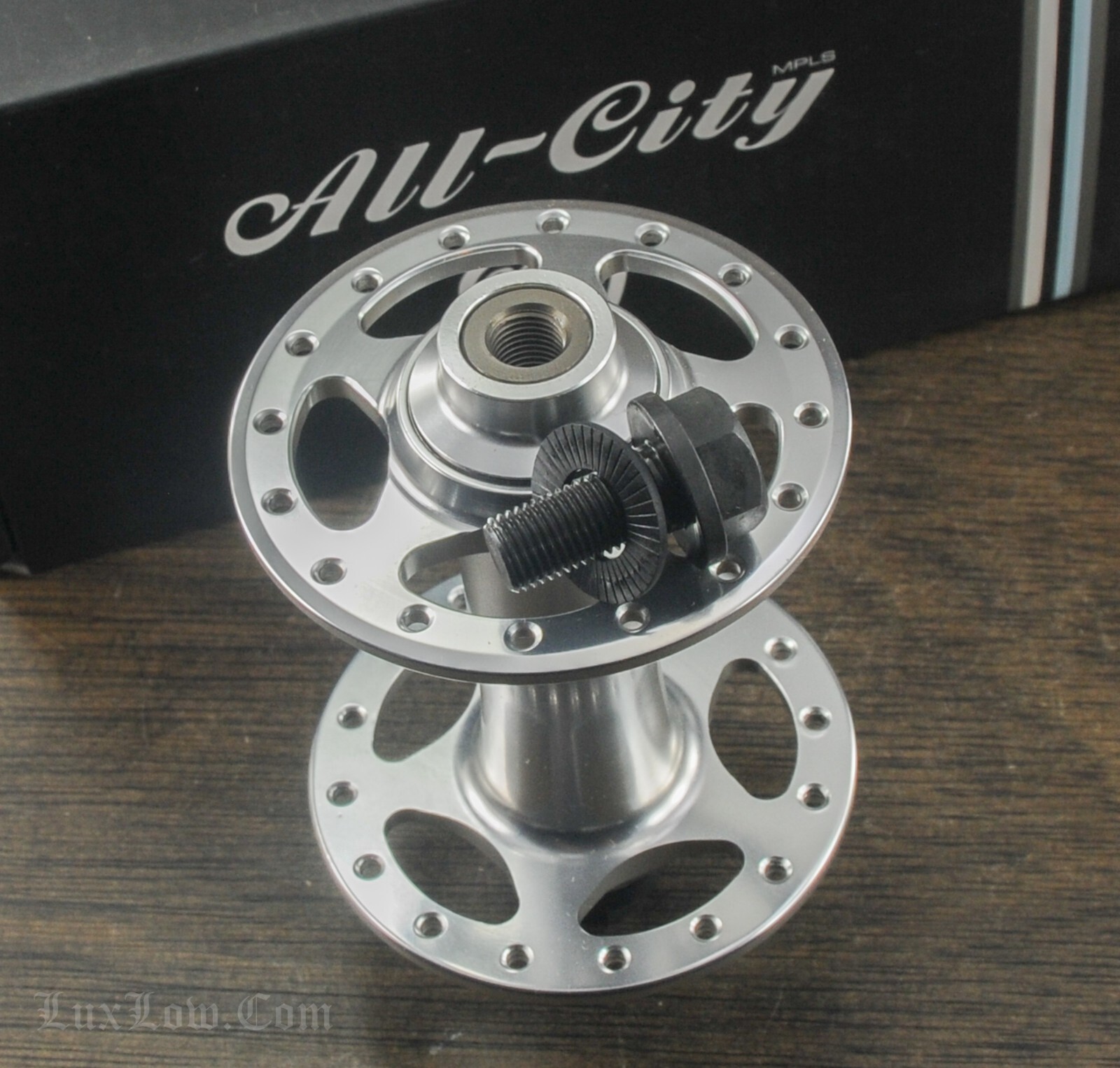 NOS All City Bike Sheriff Star Front HUB 32h Bolts 9mm Nuts Fixed Gear Bicycle