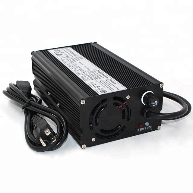 52V 3A Li-ion Lithim Battery Charger 58.8V 3A 14S XLR plug