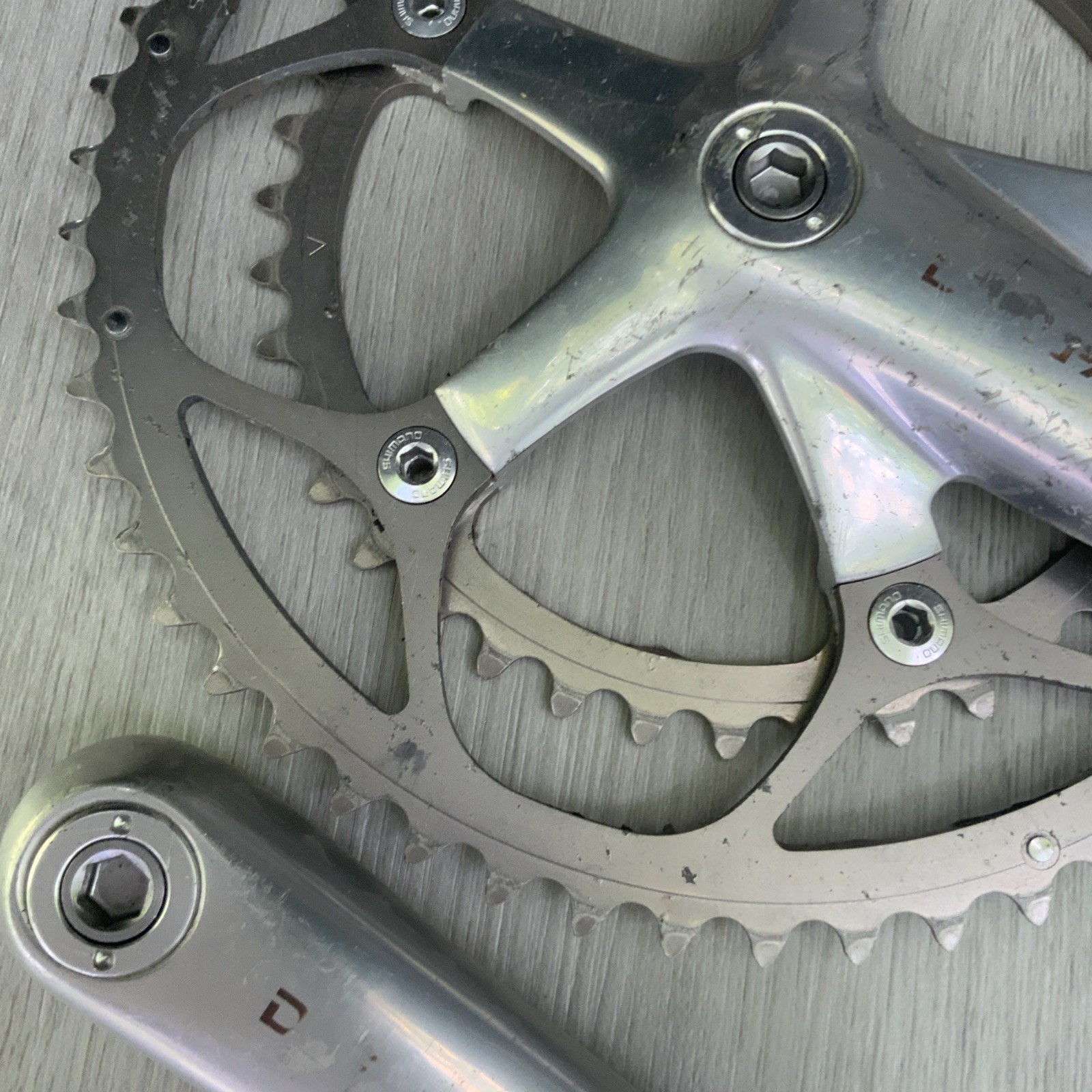 SHIMANO DURA ACE CRANKSET 7700 DOUBLE 172.5 MM ARMS 53-39 TOOTH OCTALINK