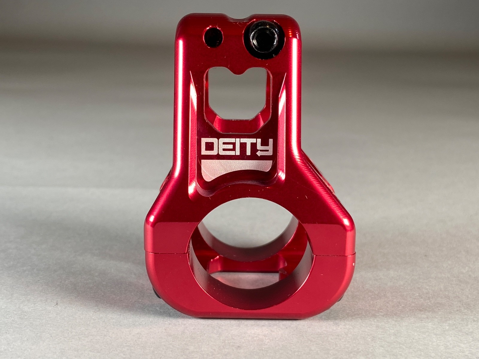NEW Deity Cavity Stem, Red, 35mm Length x 31.8mm Mountain Bike STEM
