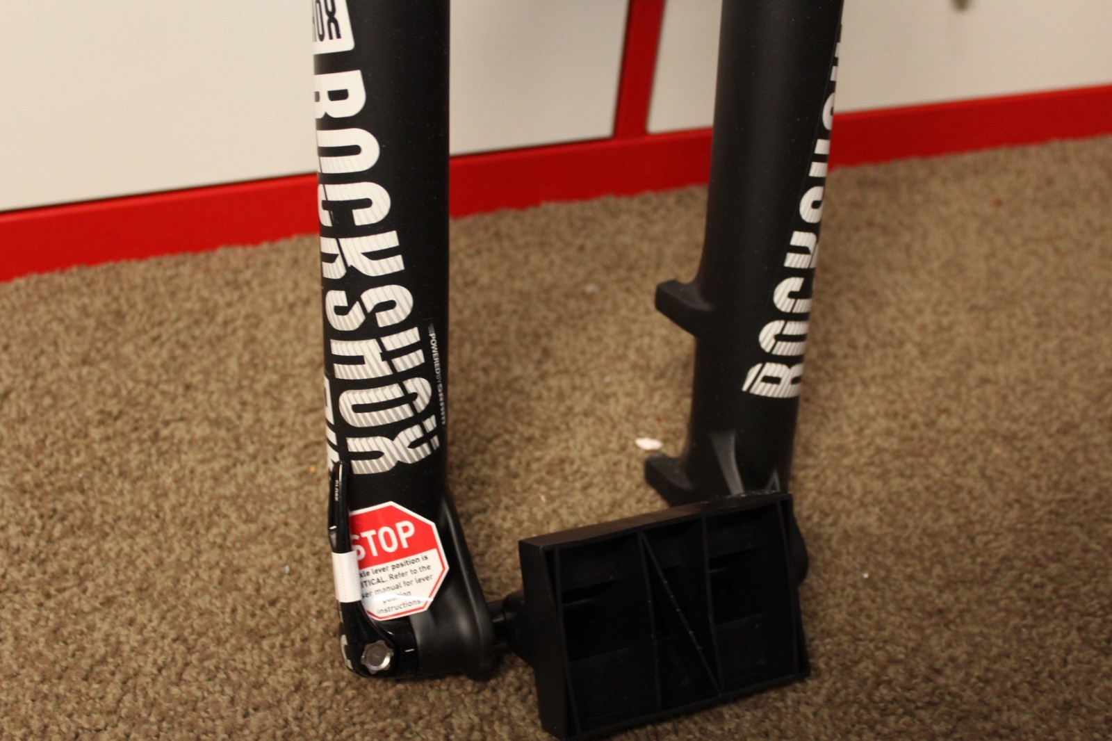 NEW RockShox Pike RCT3, 27.5″ wheels x 140mm Travel MTB Fork 15x110mm Boost