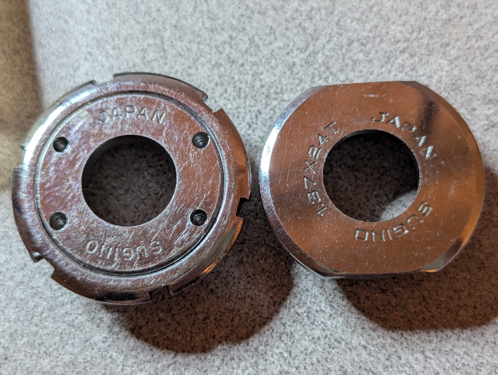 Vintage Sugino 68 x 116mm English thread bottom bracket square taper JIS Japan