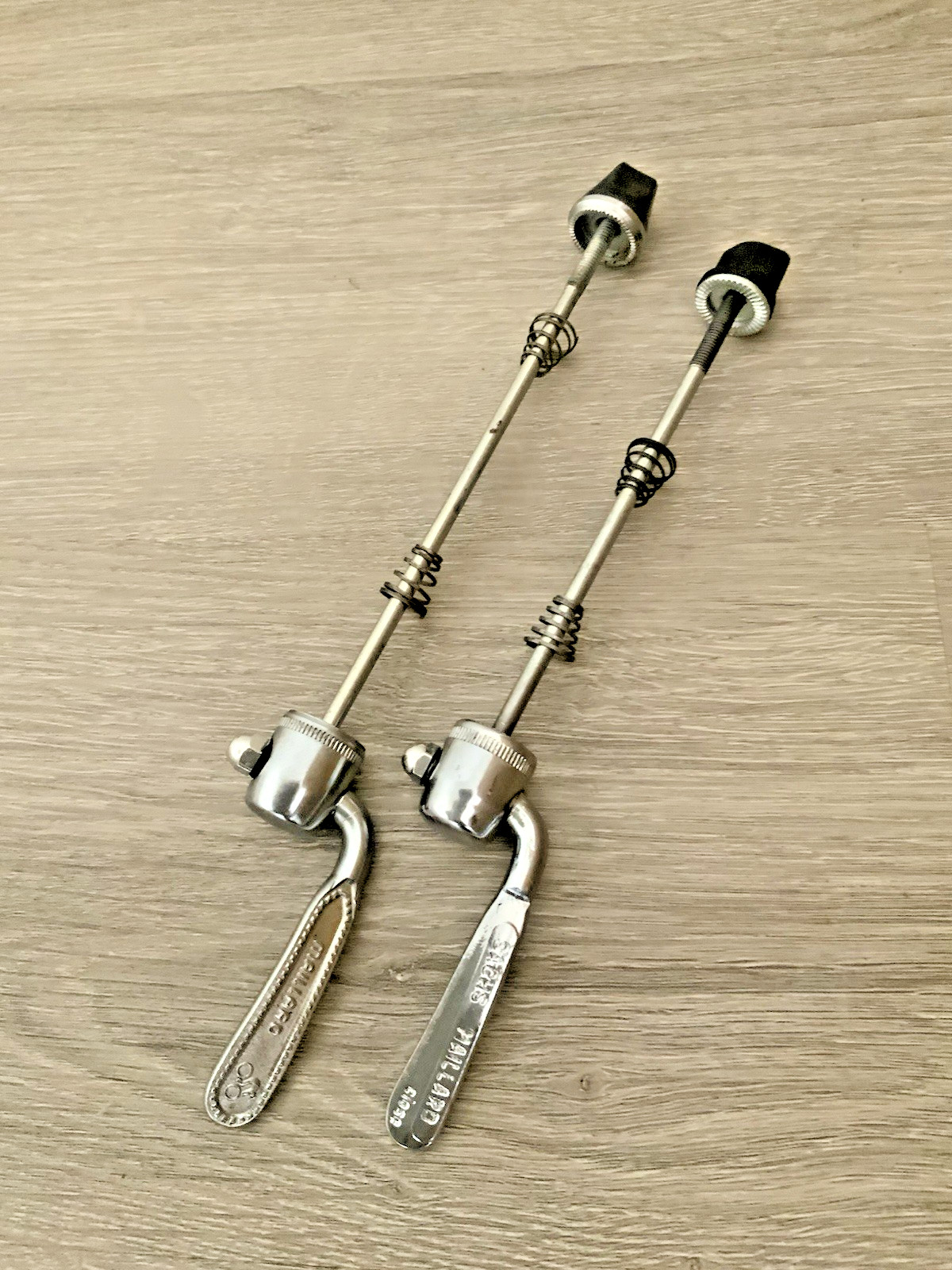 MAILLARD QUICK RELEASE SKEWER SET 100-120/122 MM SPACING STEEL 176 GRAMS
