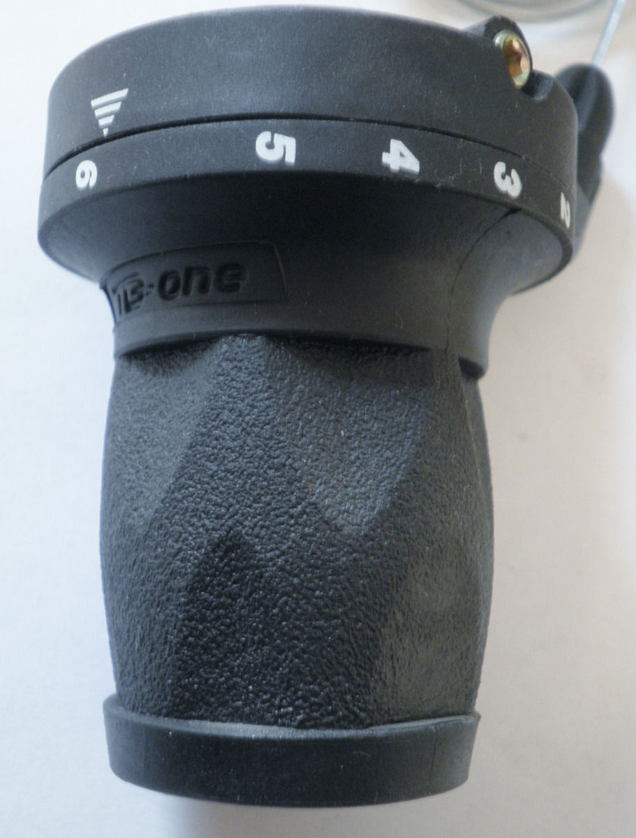 BLACK TD-ONE BICYCLE GRIP SHIFTER 6-SPEED BIKE PARTS 601