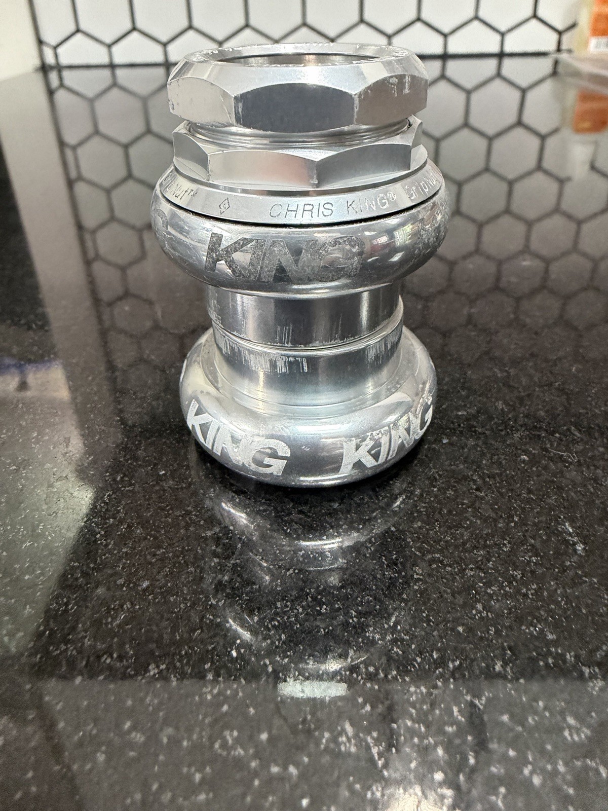 Chris King GripNut Headset – 1″ Sotto Voce Silver
