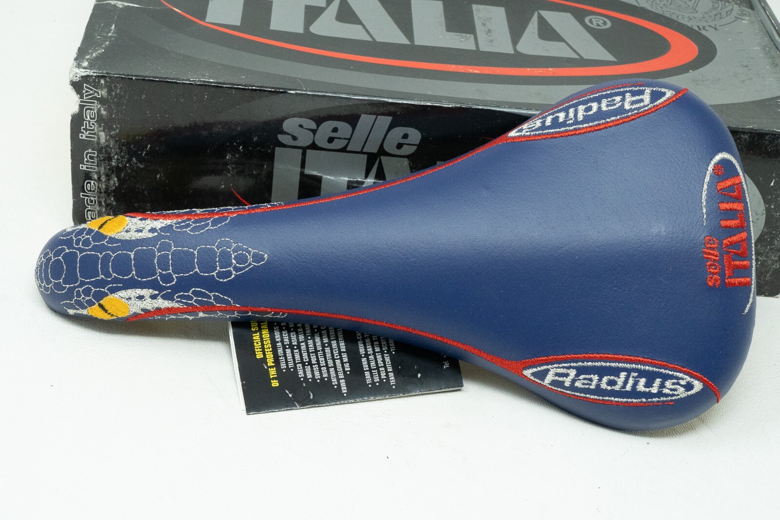 NOS SELLE ITALIA RADIUS SNAKE YELLOW VINTAGE SADDLE SEAT ROAD RACING BIKE OLD