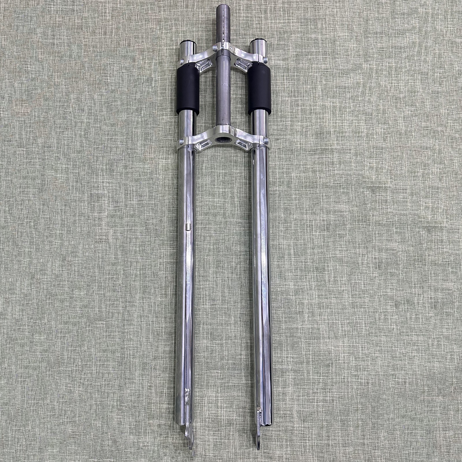1″ Thread 26″ Fork Triple Tree Double Shoulder Bicycle Fork 26*3.5″ Tire Bike