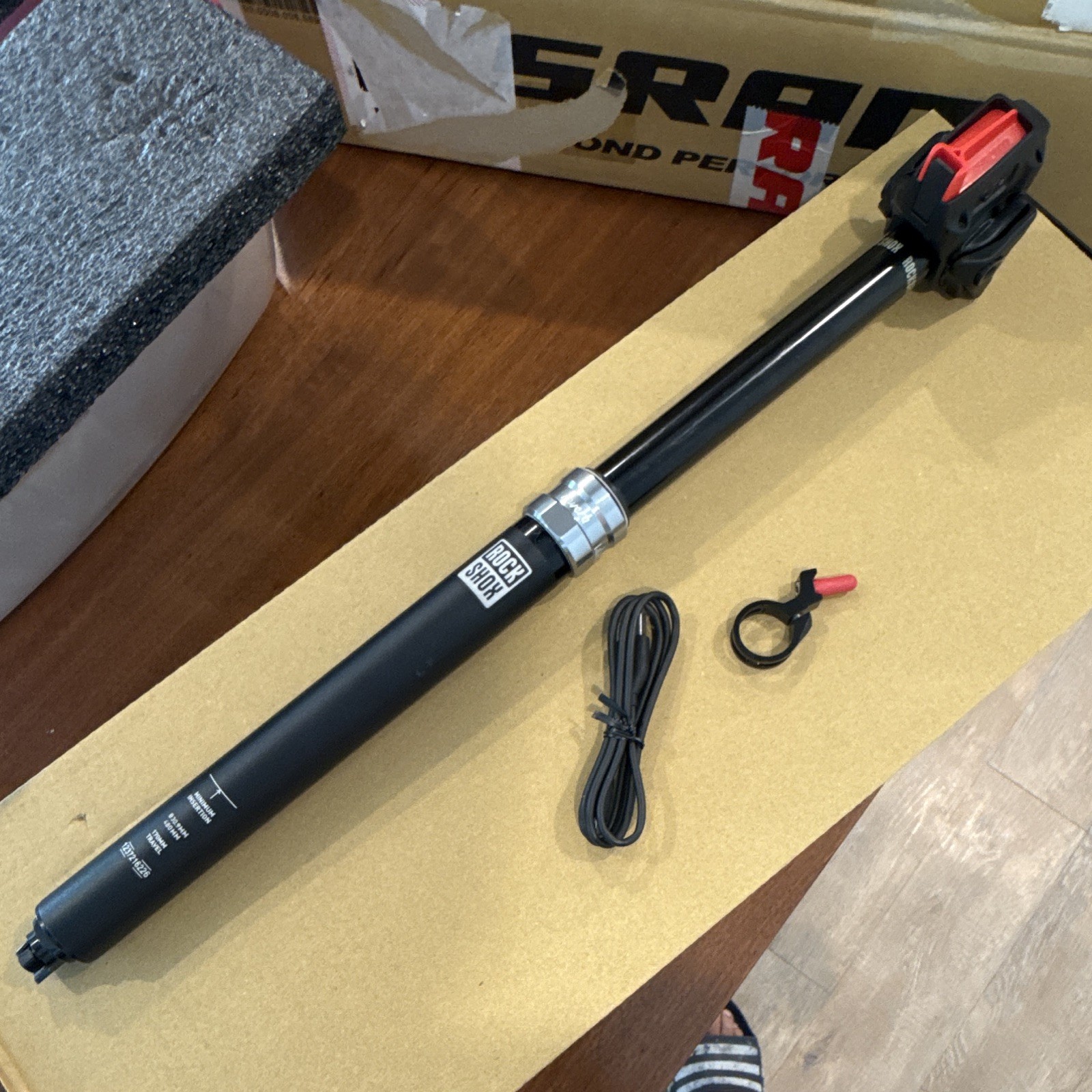 RockShox Reverb AXS Dropper Seatpost 30.9mm 170mm Travel 480mm Black/Red