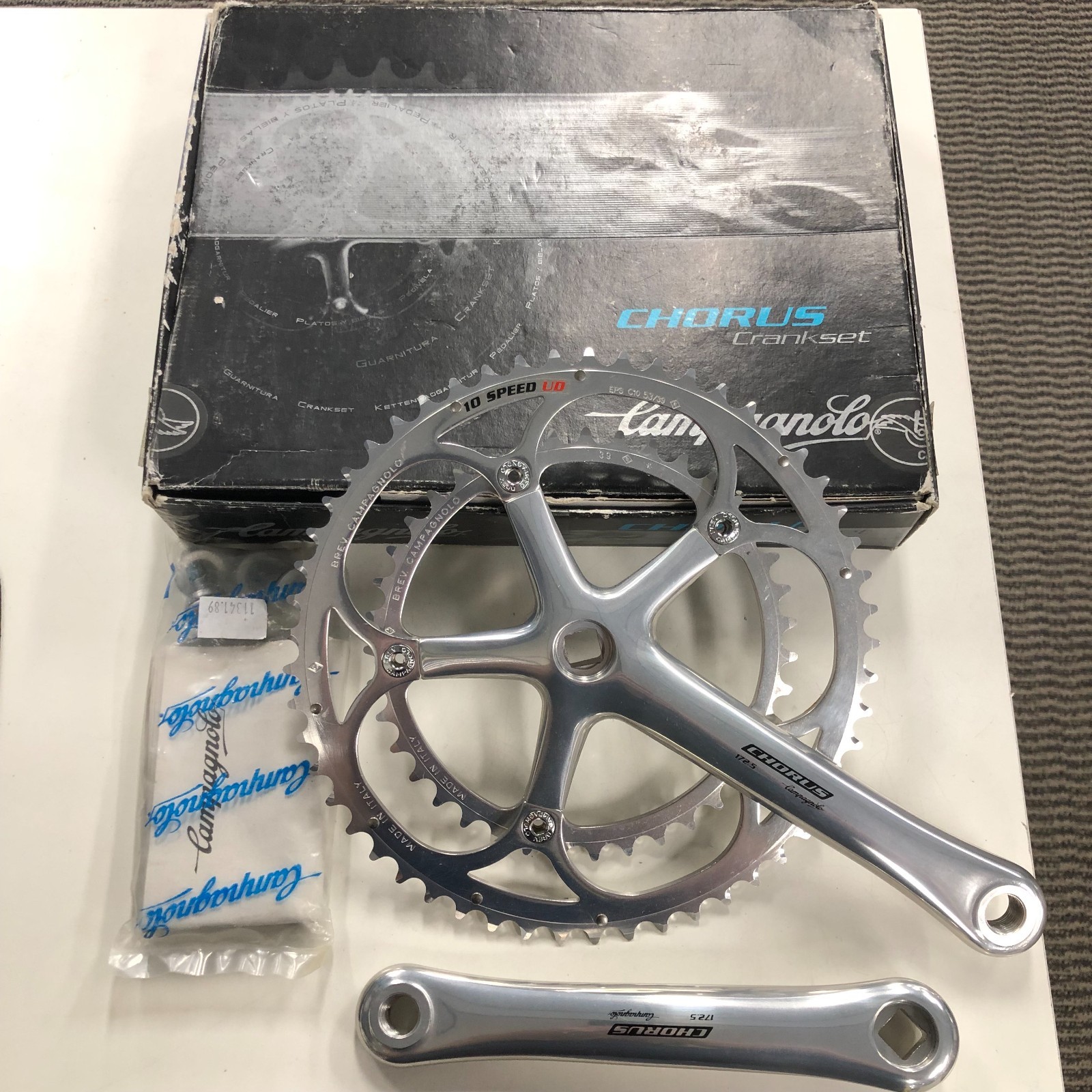 Unused Campagnolo Chorus 10 Speed Crankset 172.5 mm 39-53