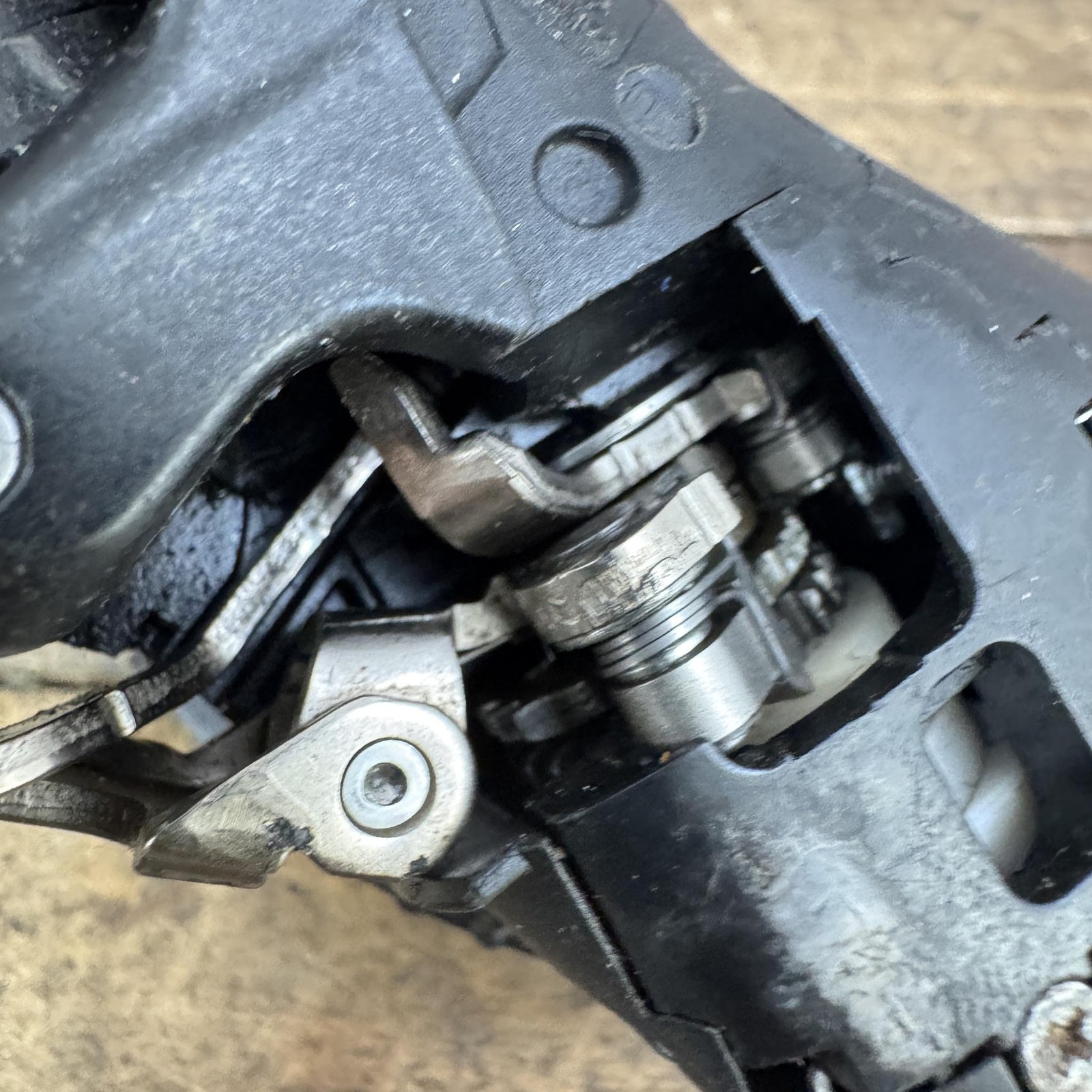 Shimano Ultegra ST-6700 Right Shifter Lever Road PARTS Repair Cap Blade Clamp