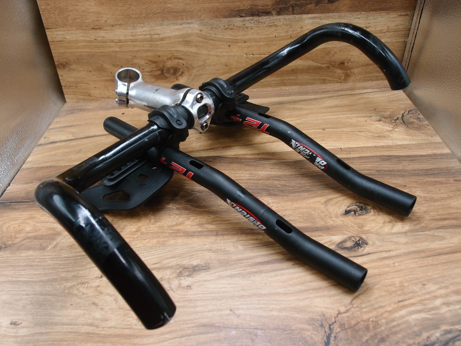 Profile Desing T2 Tribar handlebar ITM ahead stem Promax 1 1/8 in