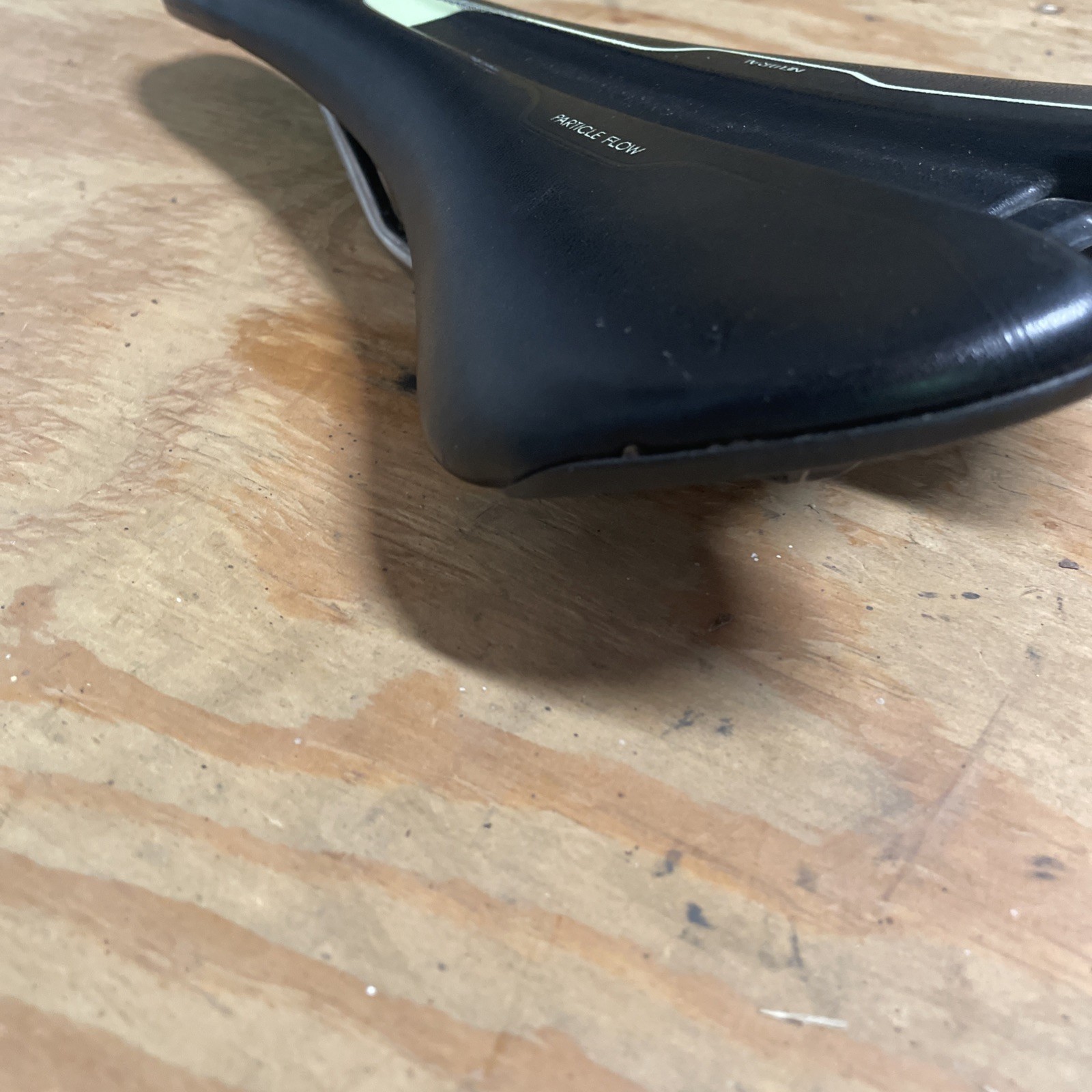 138mm Giant Contact SL Particle Flow SST Alloy Rail Road Saddle 226g