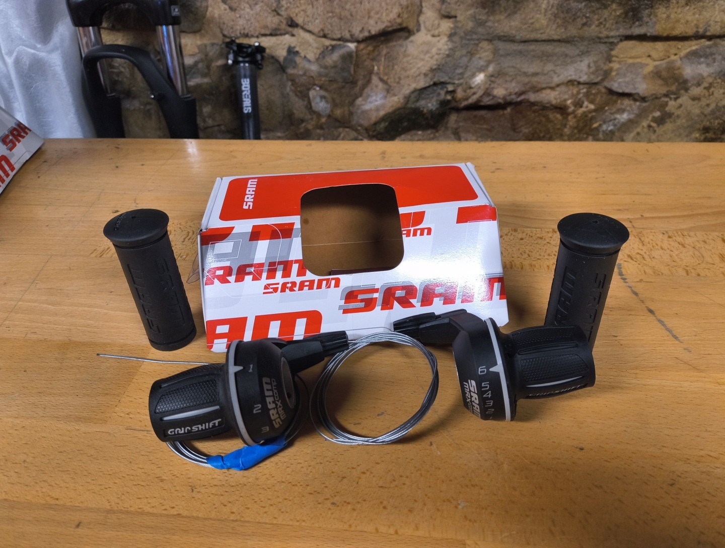 SRAM MRX Comp 6-speed Grip shift ORG.$29.99