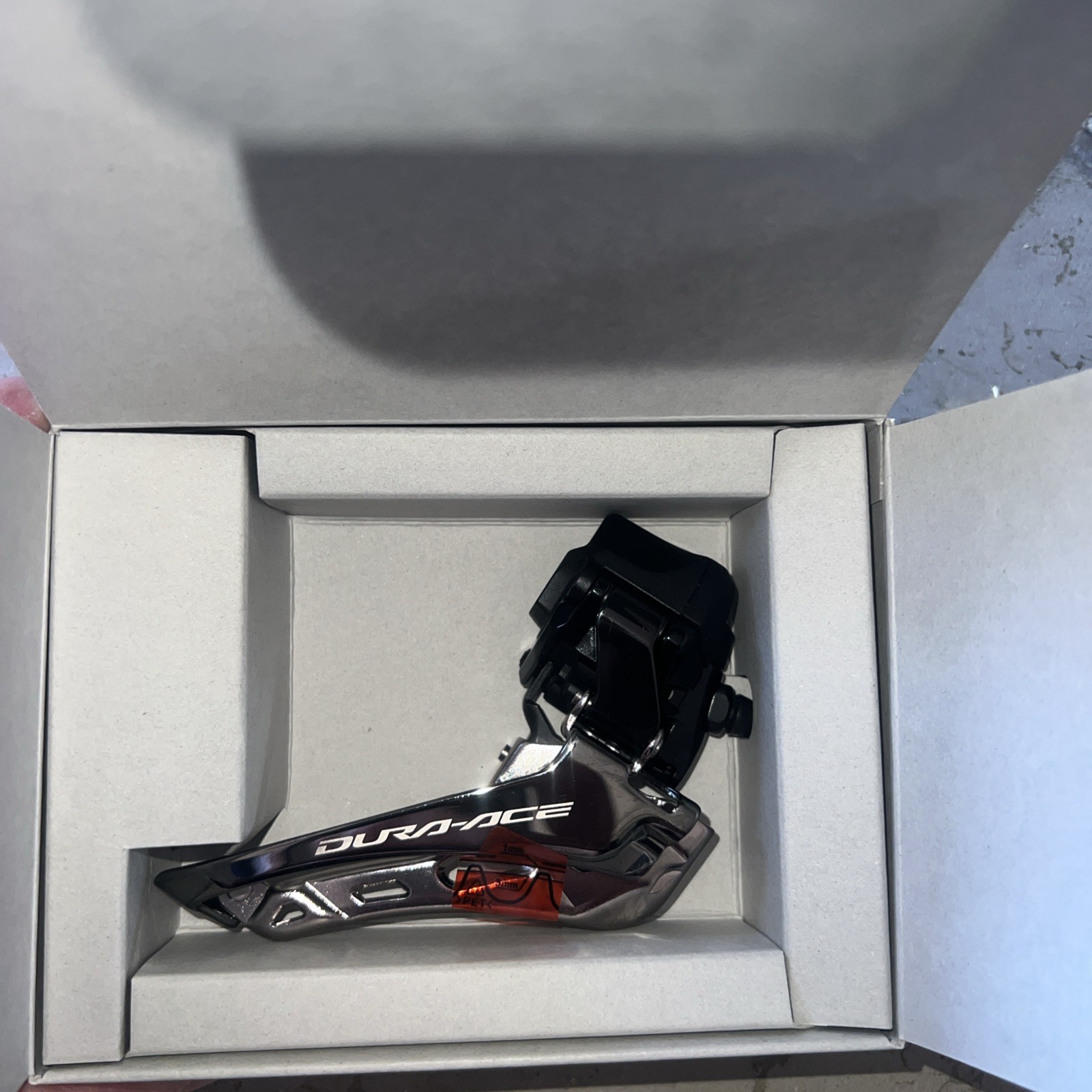 Shimano Dura-Ace Di2 FD-R9250 Front Derailleur – Black/Silver