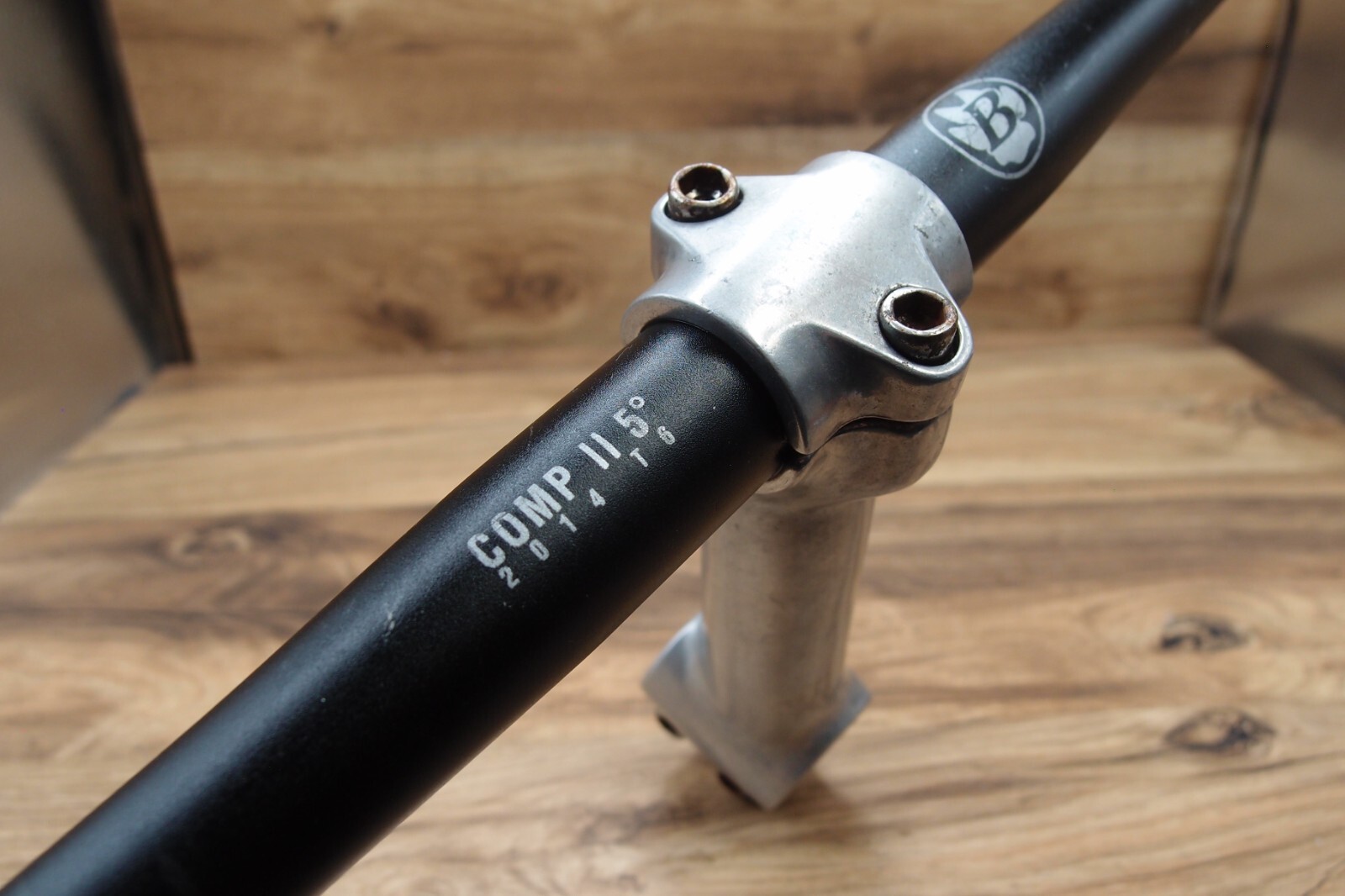 MTB flat handlebar Bontrager Comp II + ahead stem 1 1/8 in