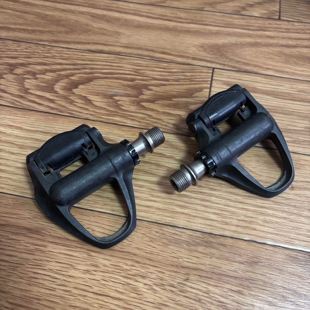 Shimano 105 PD-R7000 Carbon Fiber SPD-SL Clipless Pair Pedals Road Bike Black
