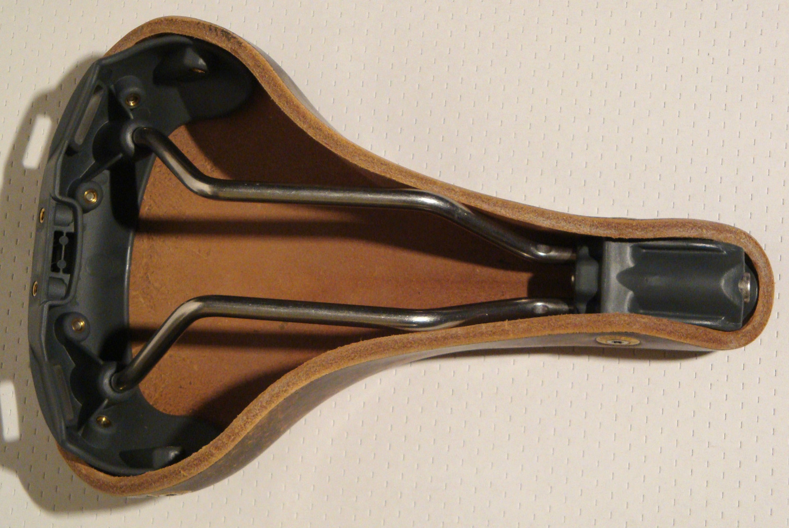 NEW GILLES BERTHOUD SADDLE SEAT MARIE BLANQUE CORK MADE IN FRANCE IDEALE BROOKS