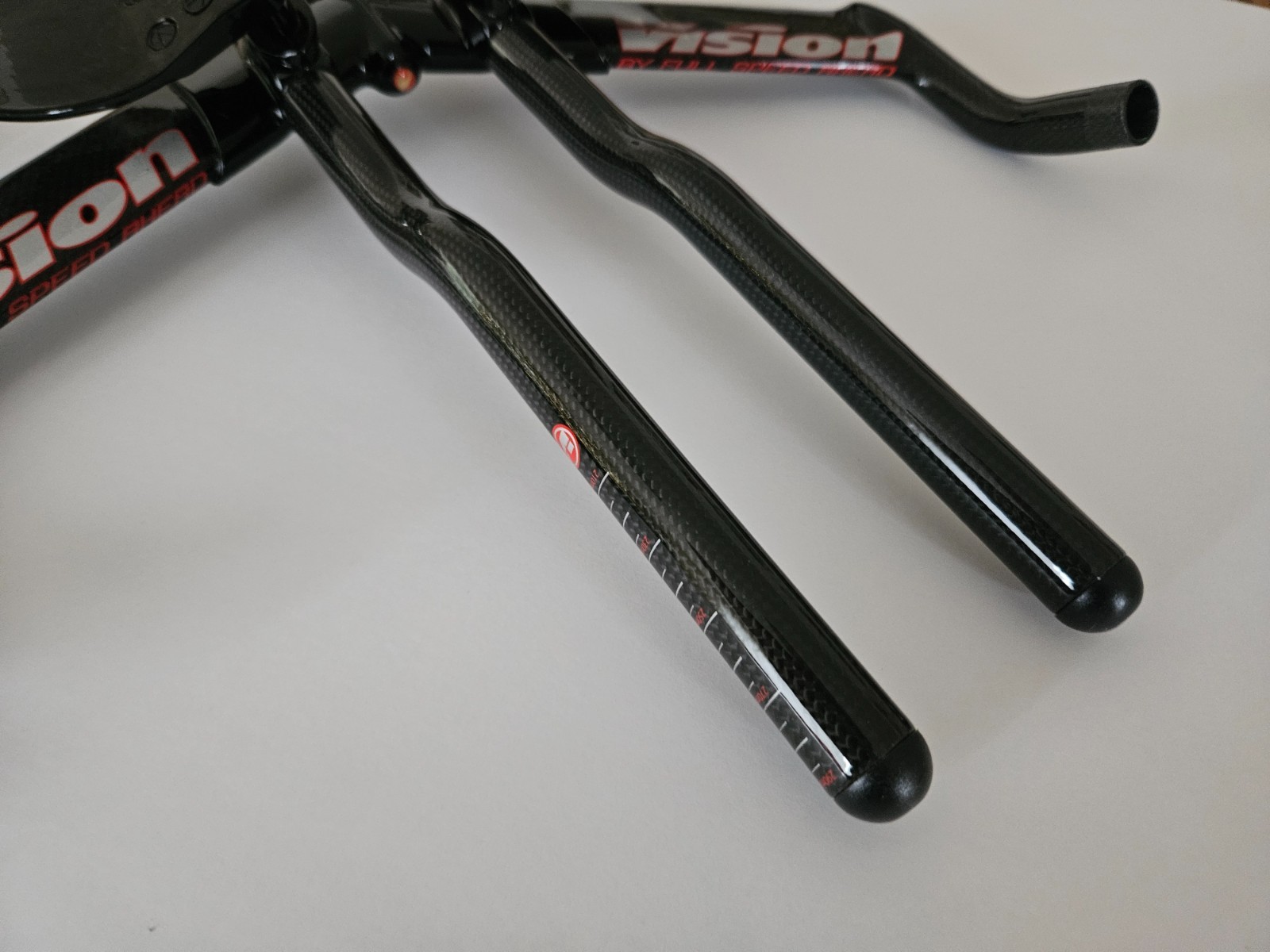 NOS FSA Vision Trimax Integrated Aero Bar 1-1/8″ x 41cm Carbon Fiber R Bend