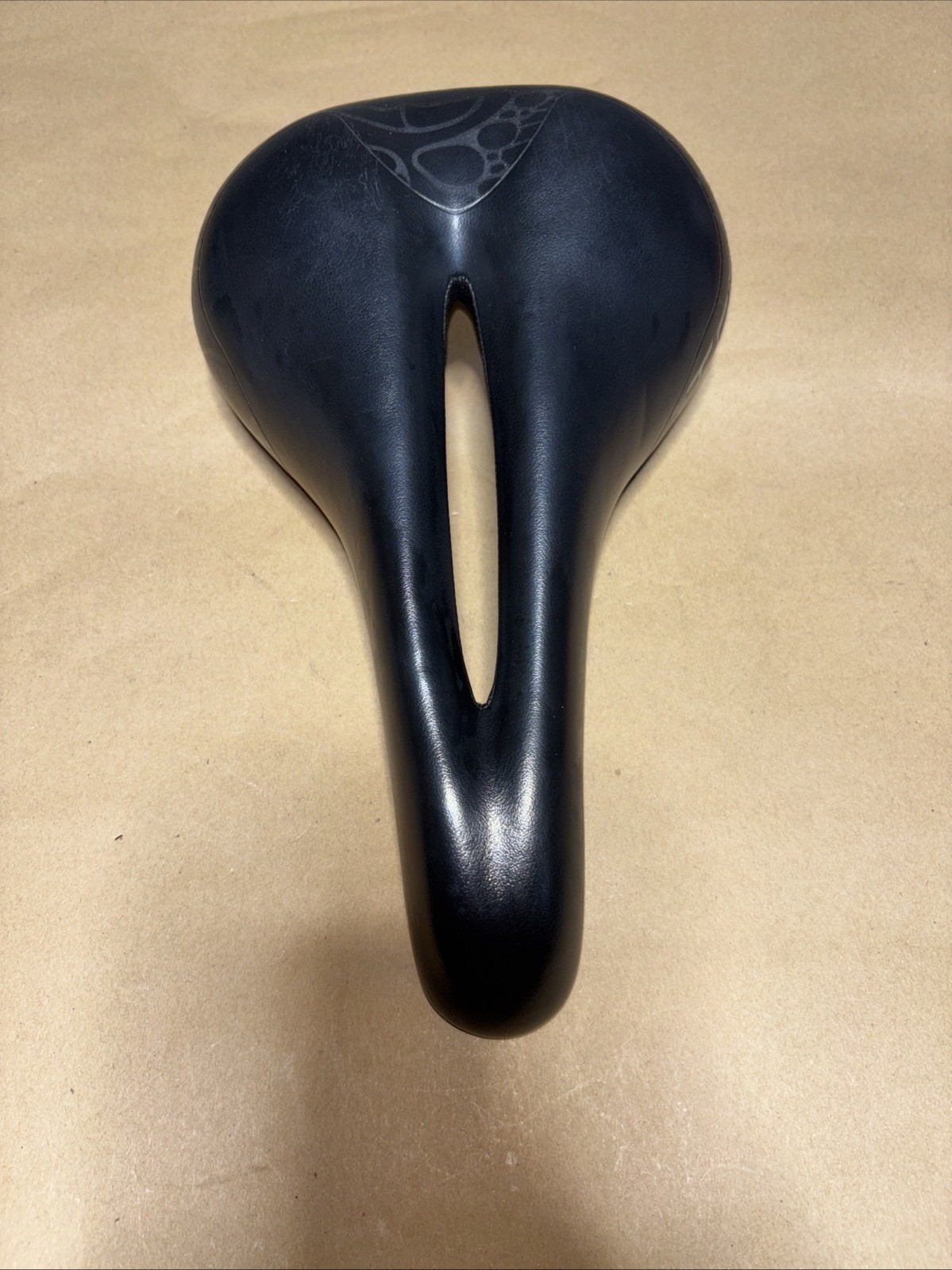 Terry Butterfly Bike Saddle Seat Center Cutaway 12.2oz 262mm Long 76mm High 155w
