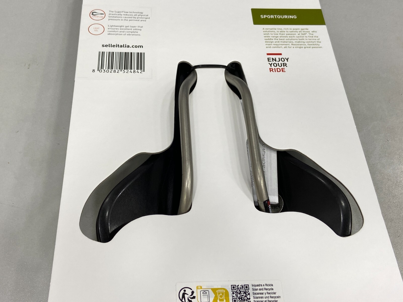 Selle Italia Max Novus Boost Evo Superflow L3 160x245mm TI316 Rail Road Saddle