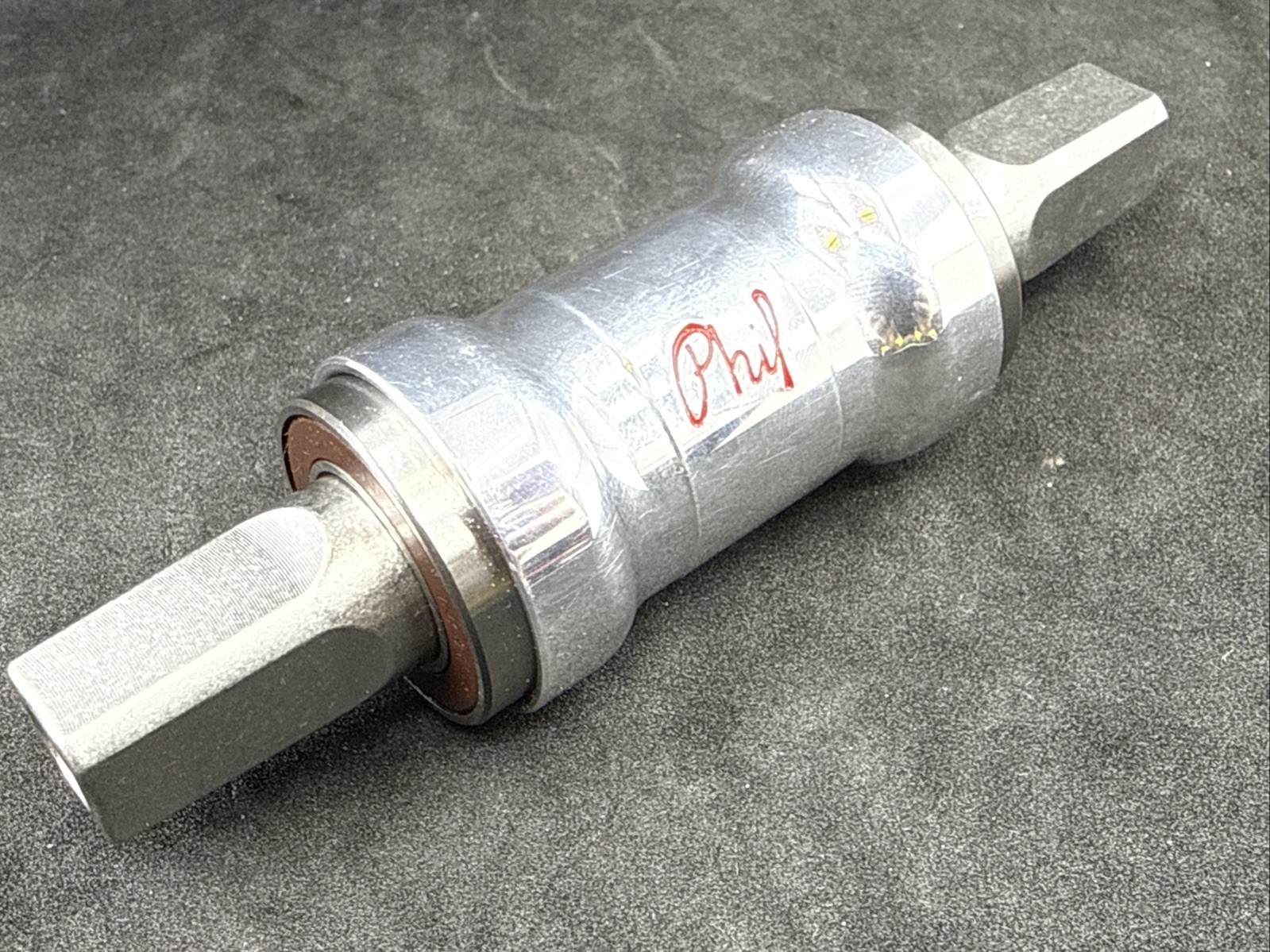 PHIL WOOD Sealed Cartridge Bearing Bottom Bracket 119mm Asymm JIS Square Taper