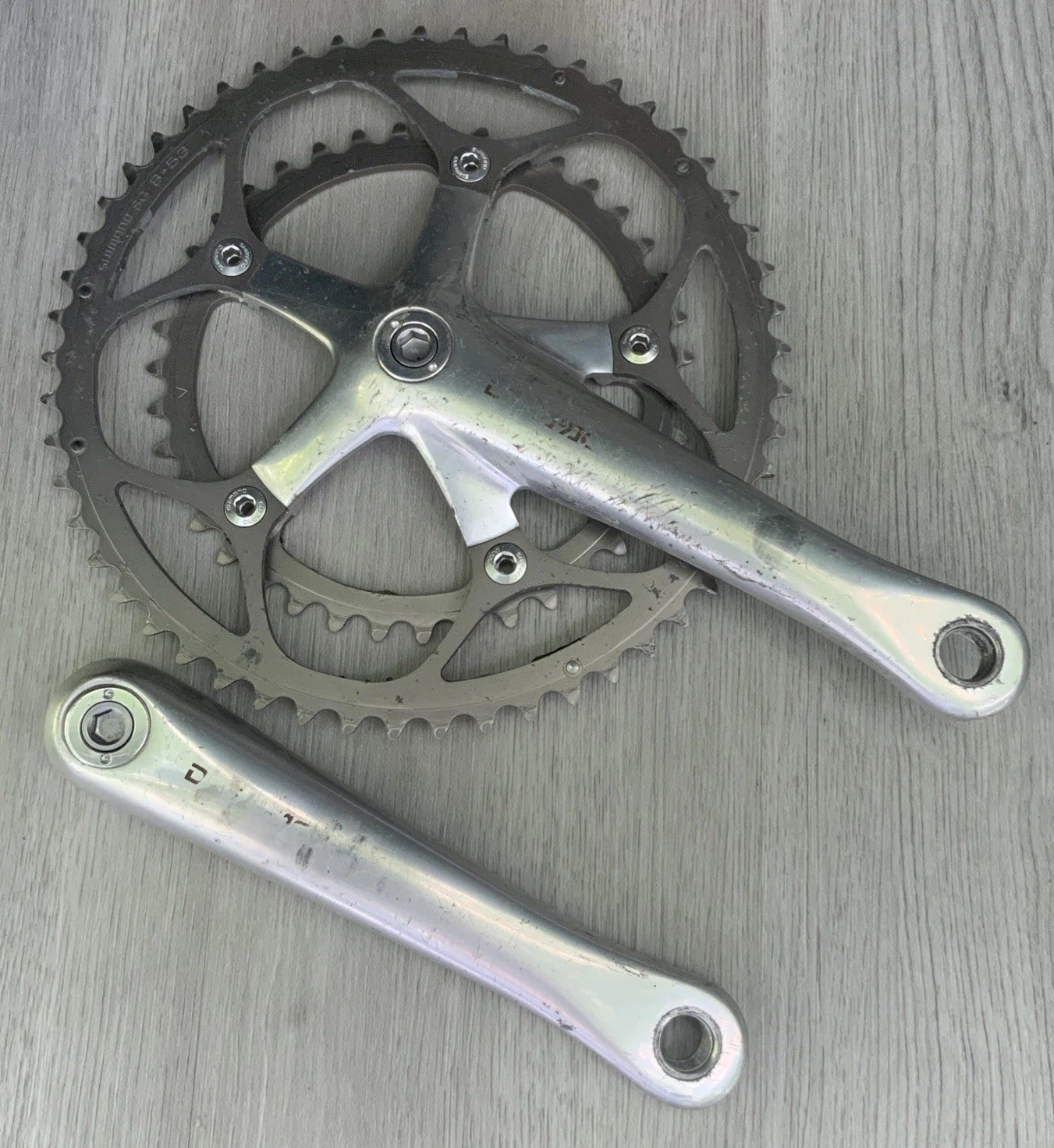 SHIMANO DURA ACE CRANKSET 7700 DOUBLE 172.5 MM ARMS 53-39 TOOTH OCTALINK