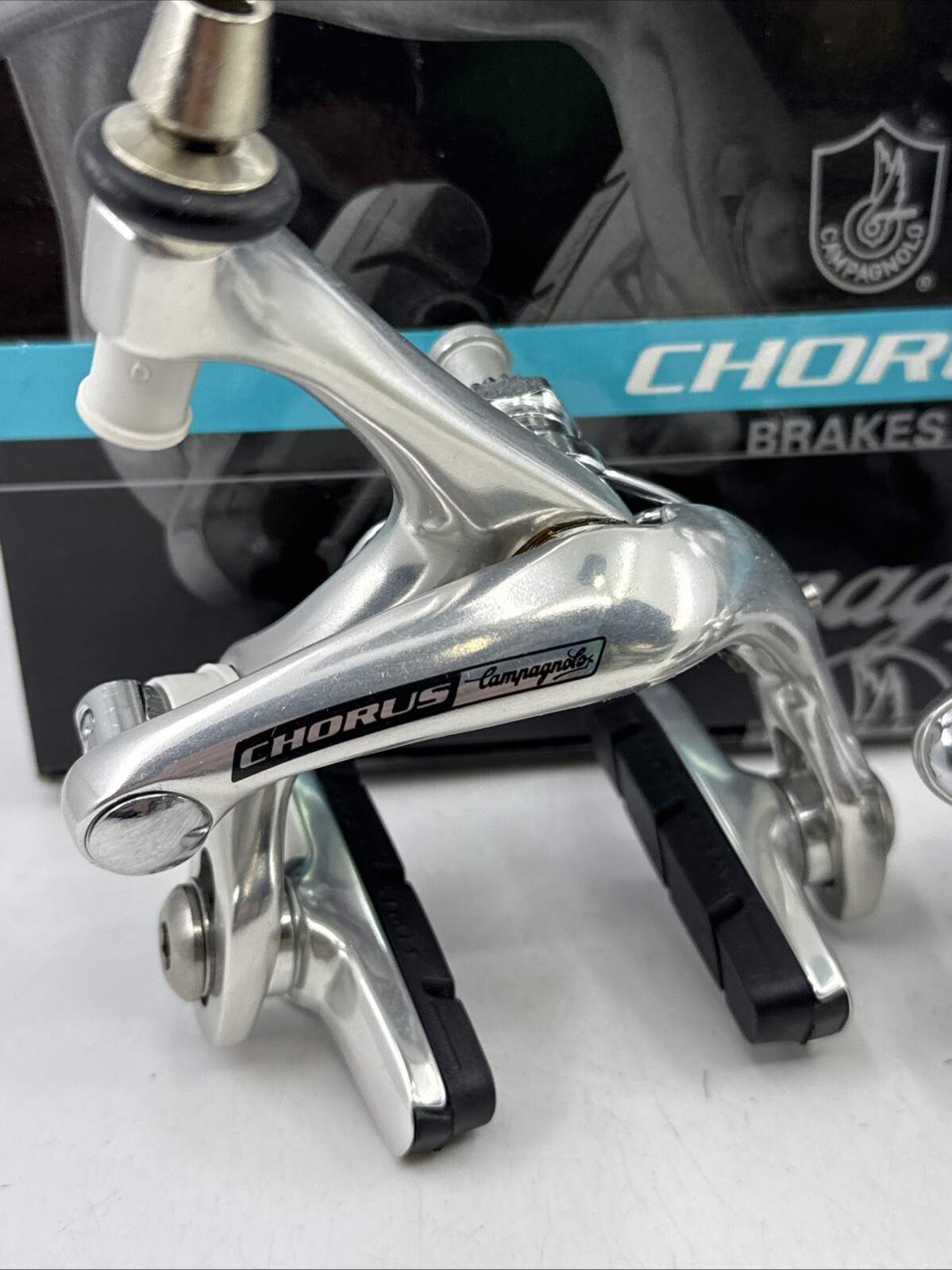 NOS Campagnolo CHORUS 2004 Silver Differential Rim Brake Caliper Set NEW IN BOX