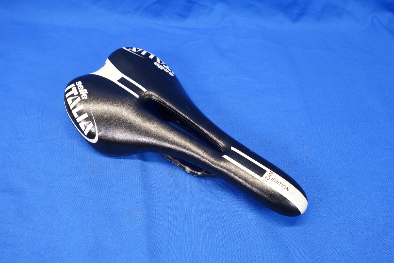 Selle Italia SLR Team Edition 130mm Width Bike Saddle Bicycle Seat Carbon Rails