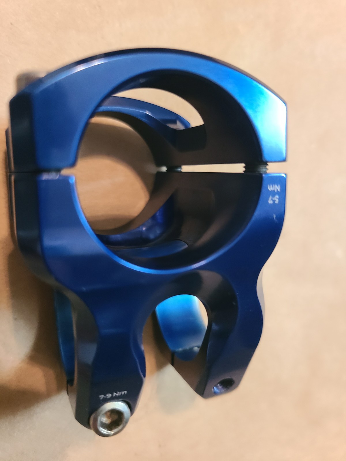 Industry Nine i9 A318 Stem 30mm 31.8mm Clamp +/-8 1 1/8″ Aluminum Blue 120gr