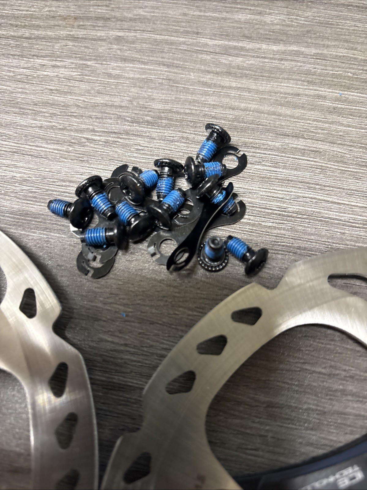 Shhimano XT SM-RT86 Ice-Tec 6 bolt Rotor Sil/Blk 160mm Pair Take Off