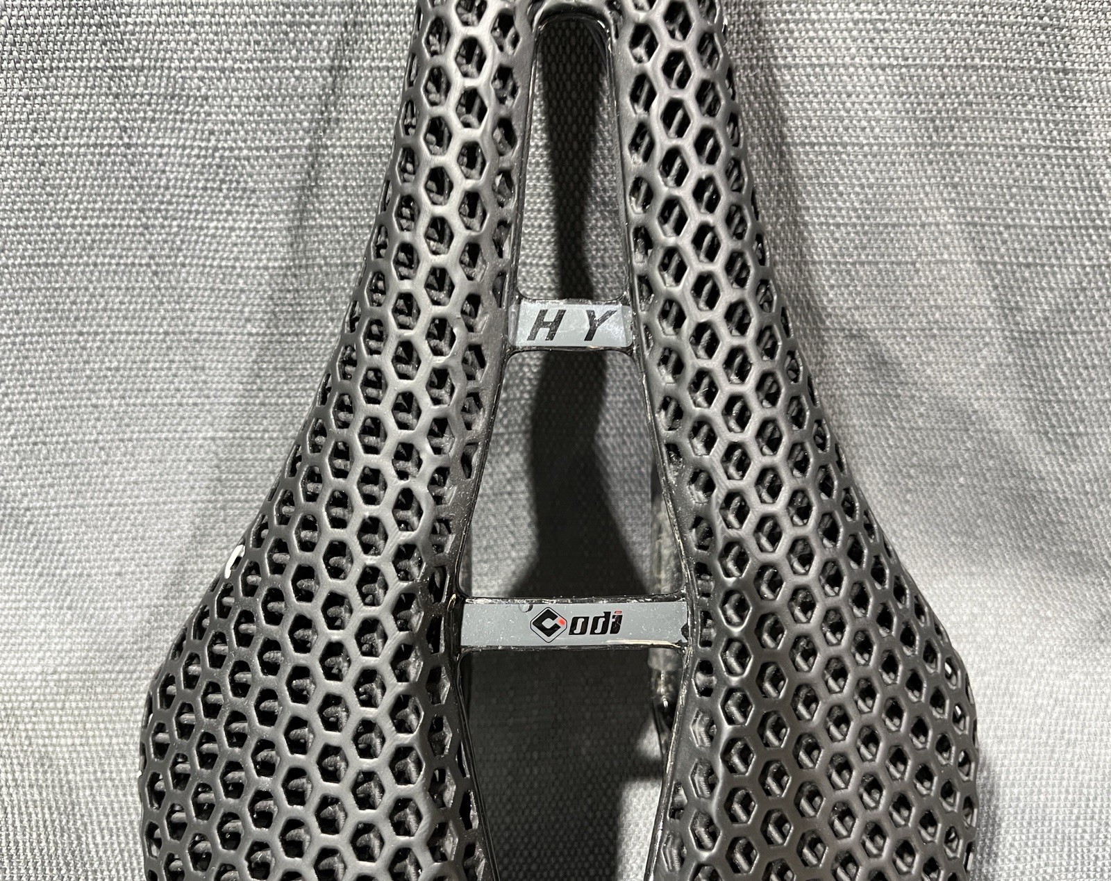 ODI Saddle MTB 147mm 7 x 9mm Carbon Fiber Rails & Shell 3D Printed 187g Black